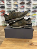 New balance 2002R protection pack dark Moss ( taille 44 )