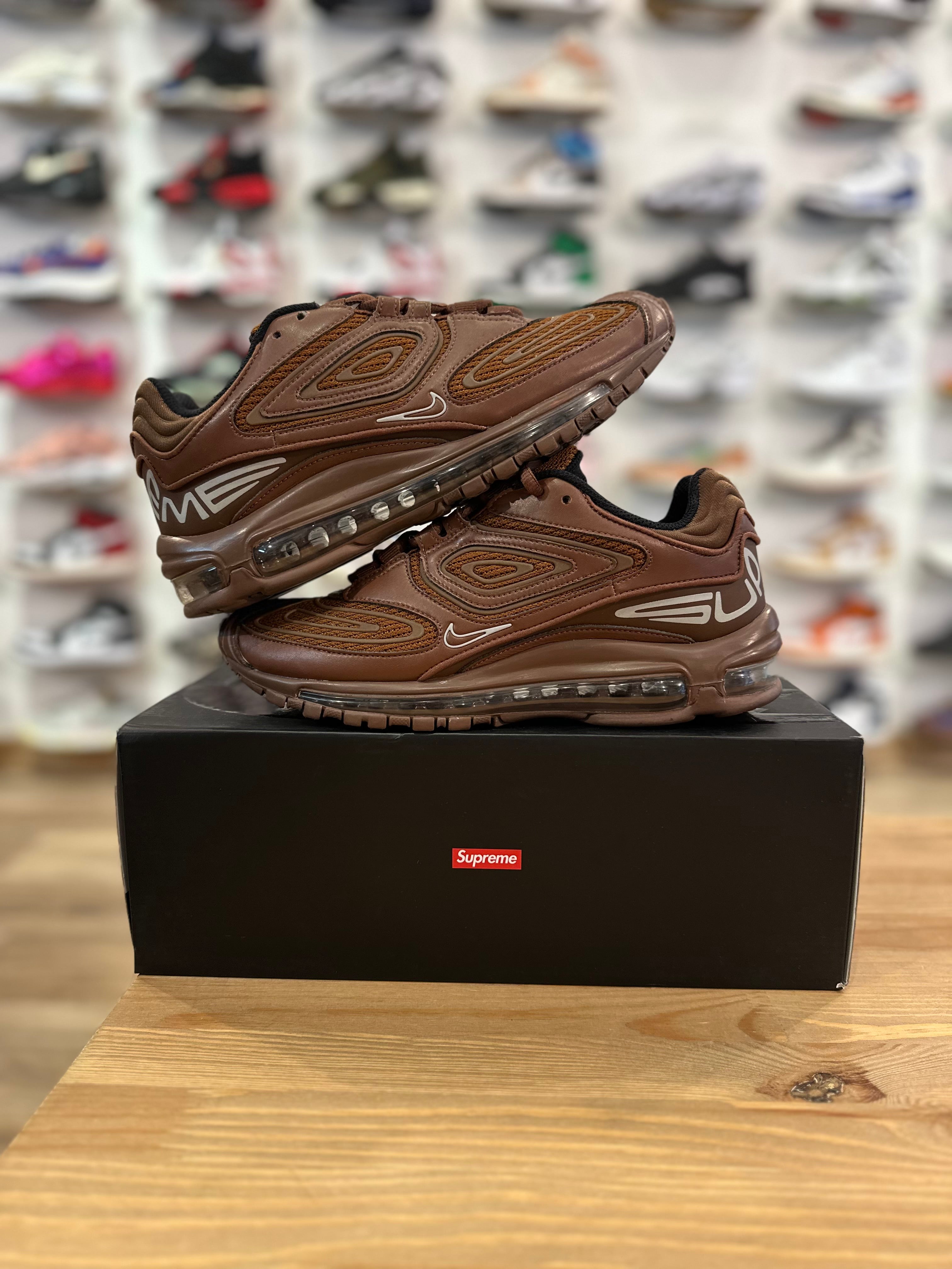 Nike air Max 98 supreme Brown ( taille 42 )