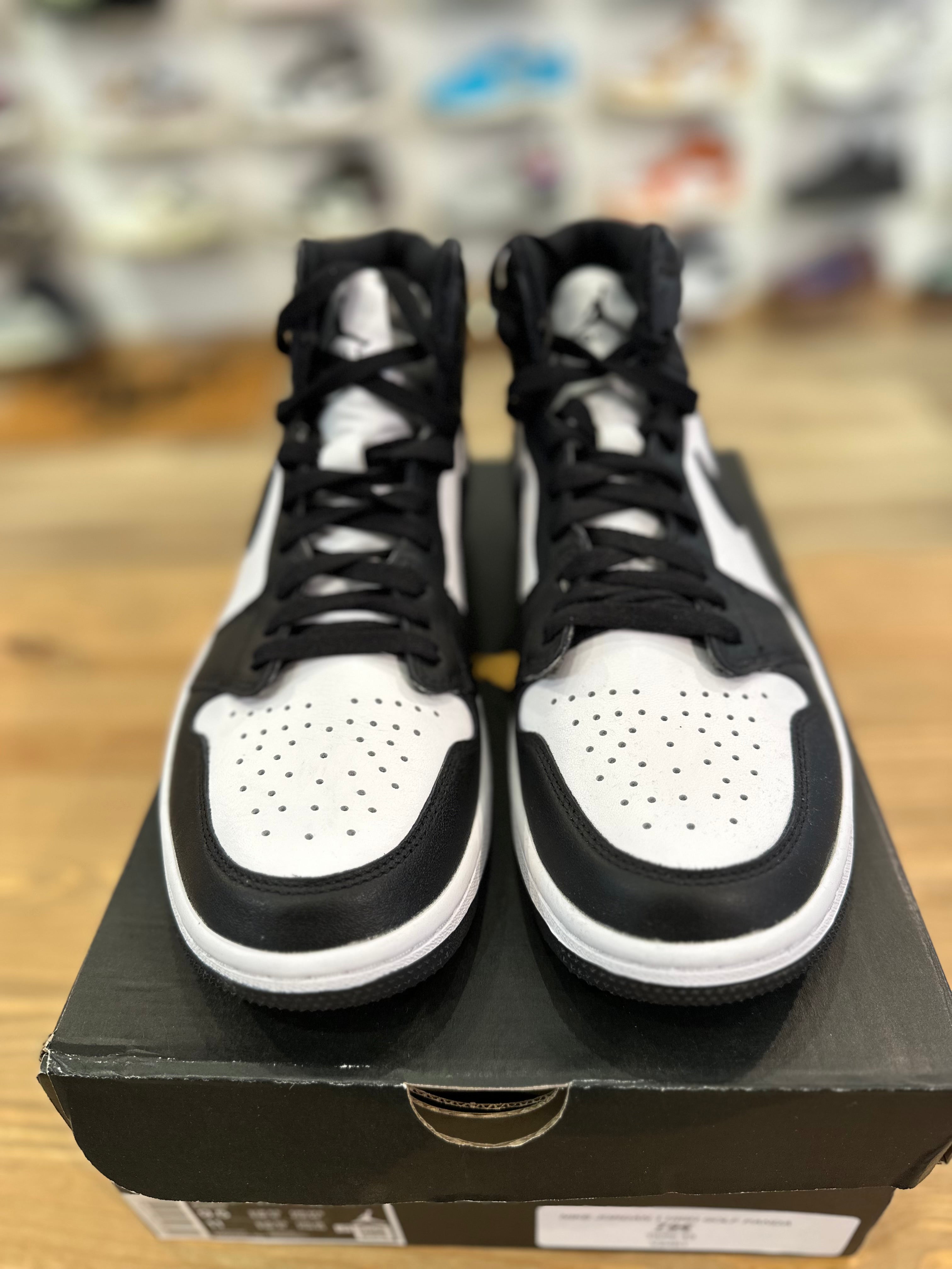 Nike Jordan 1 high golf panda ( taille 43 )