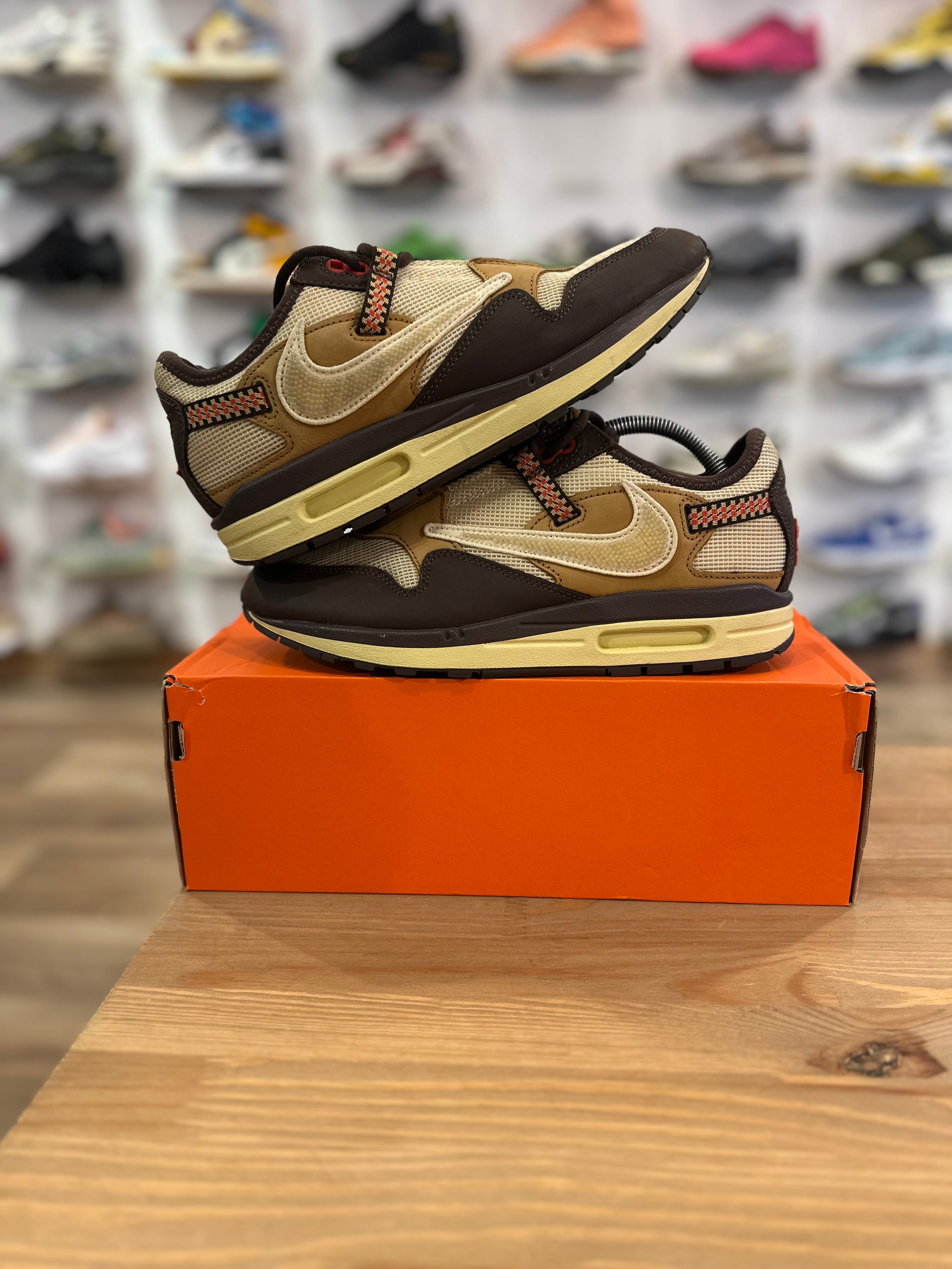 Nike air Max 1 Travis Scott baroque Brown ( taille 42 )