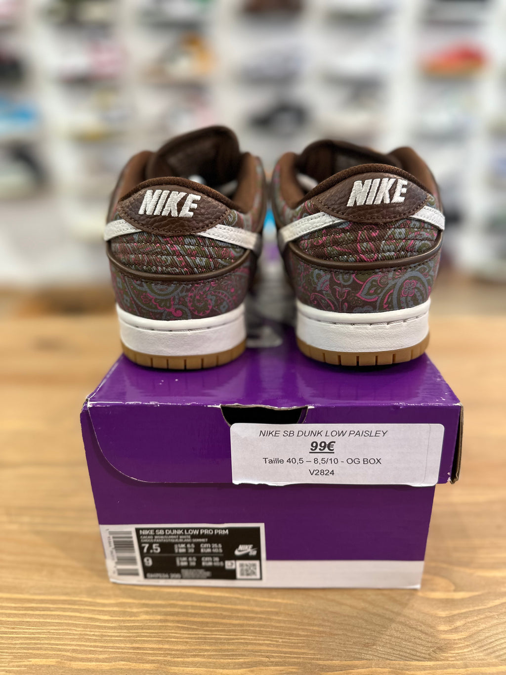 Nike sb dunk low paisley ( taille 40,5 )