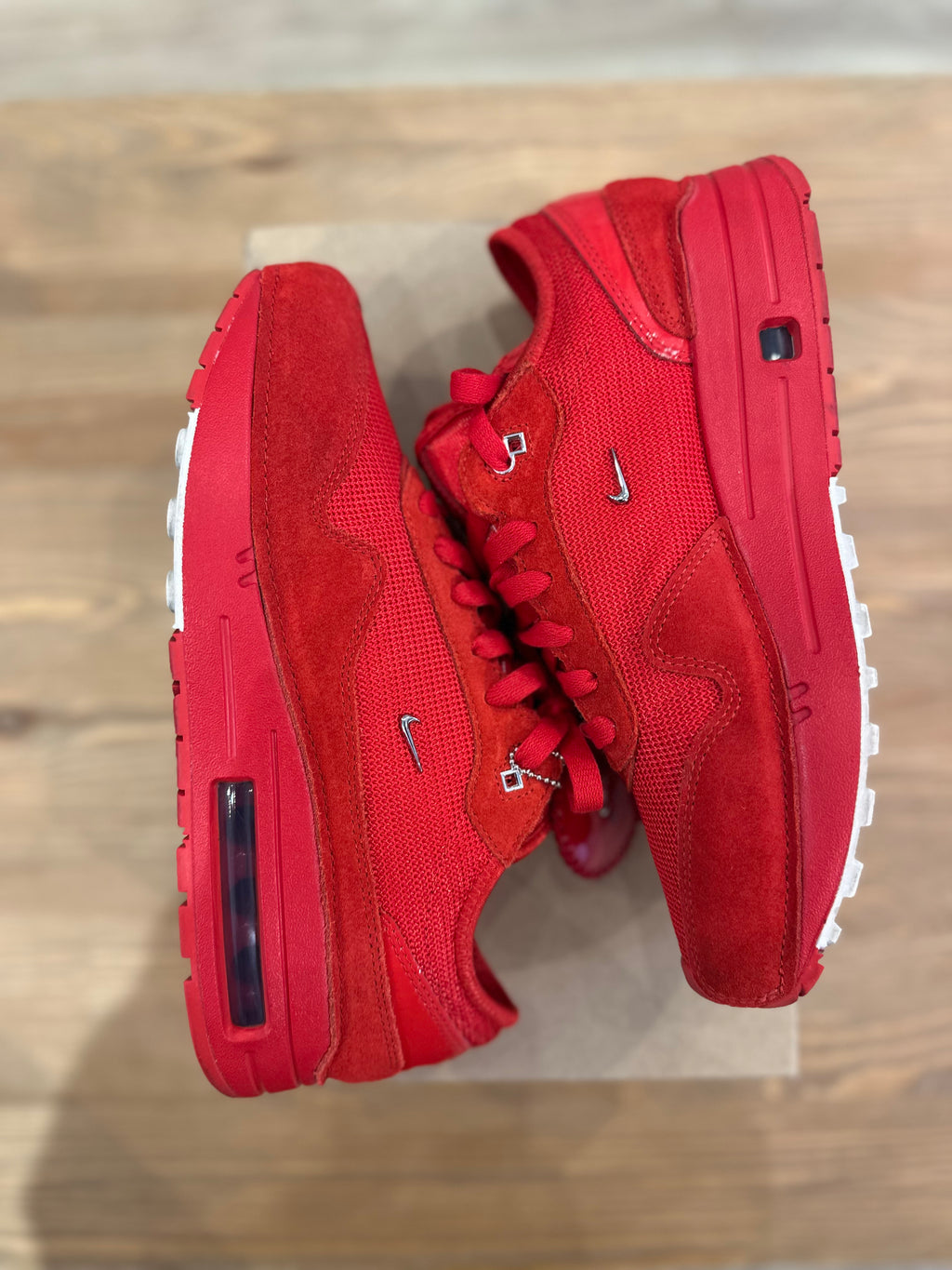Nike air Max 1 jacquemus red ( taille 40,5 )