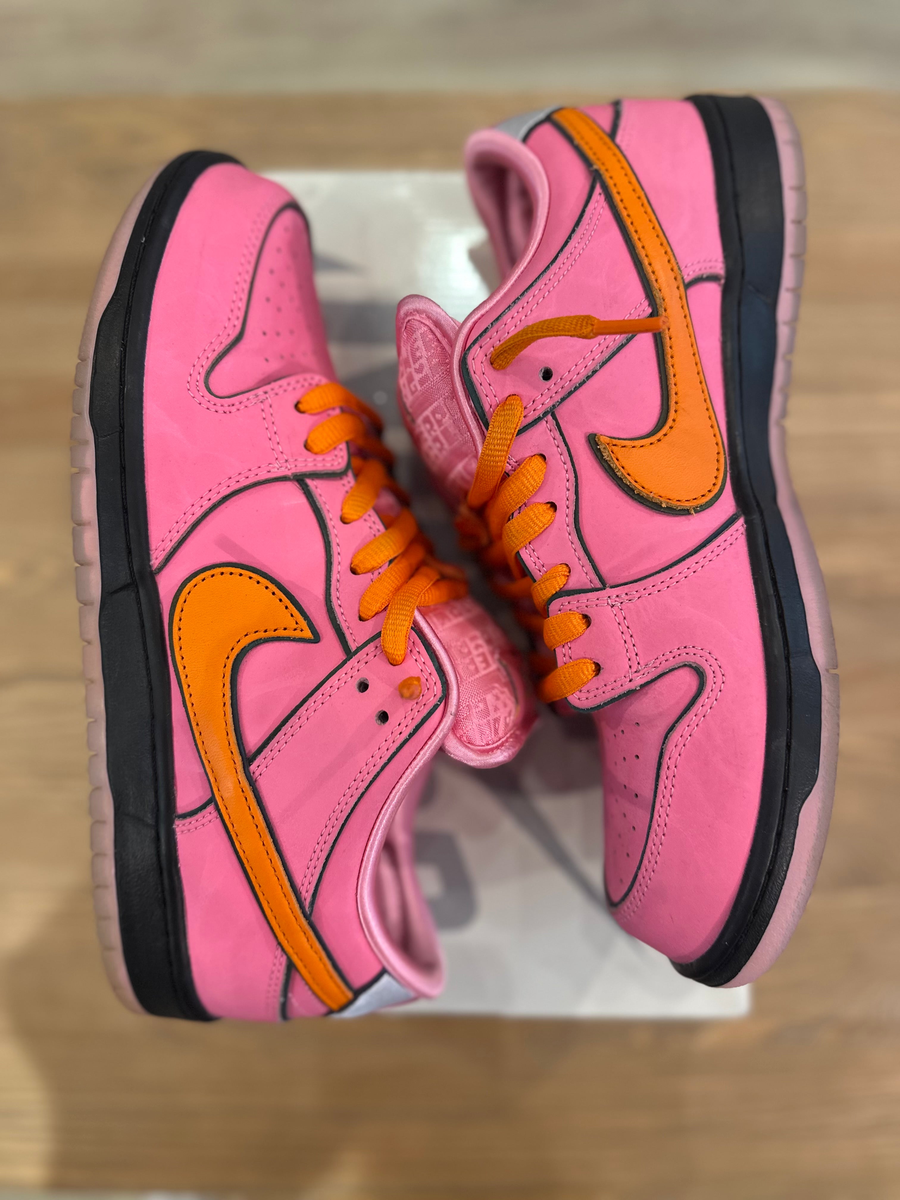 Nike sb dunk low powerpuff blossom ( taille 44 )