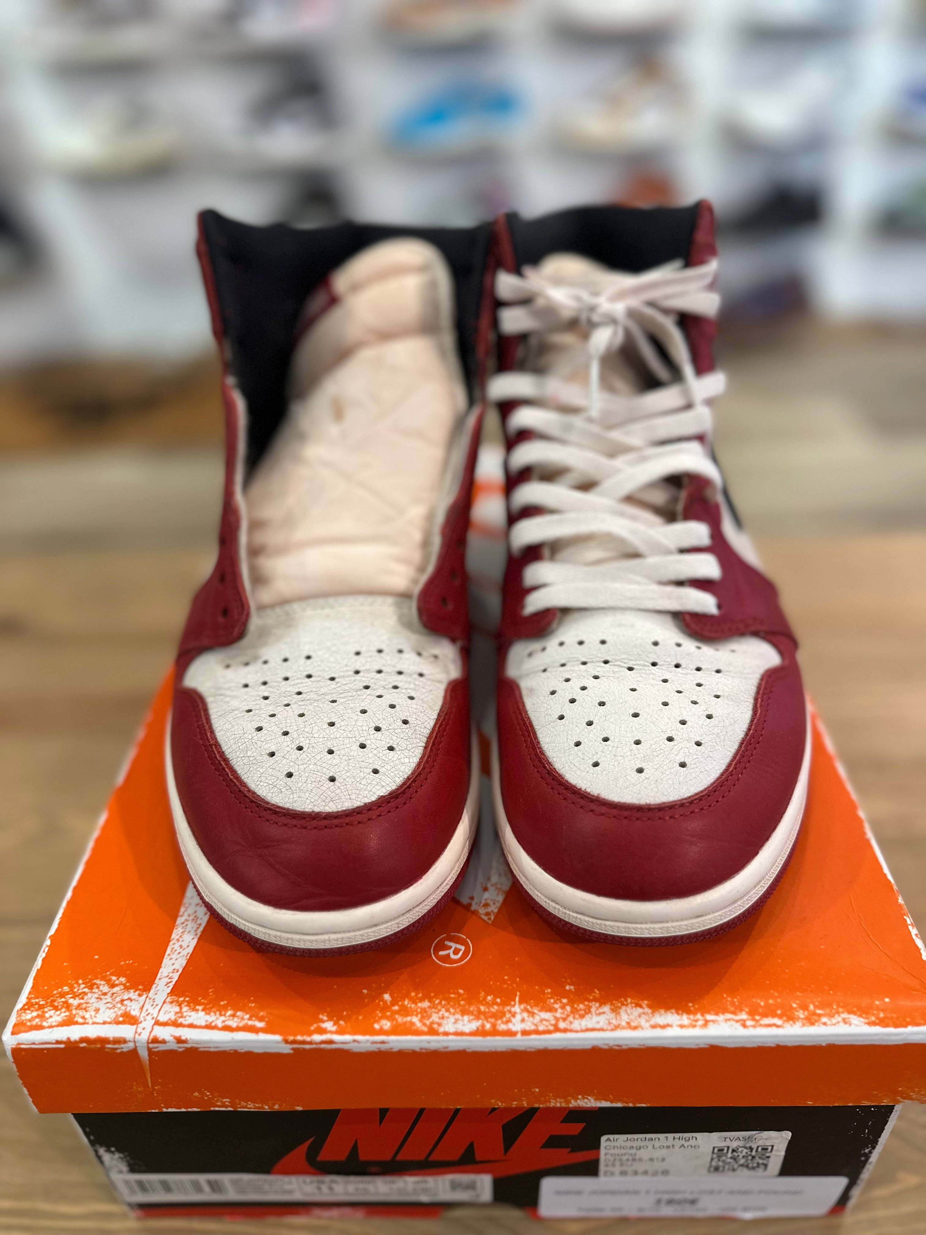 Nike Jordan 1 high lost and found ( taille 45 )