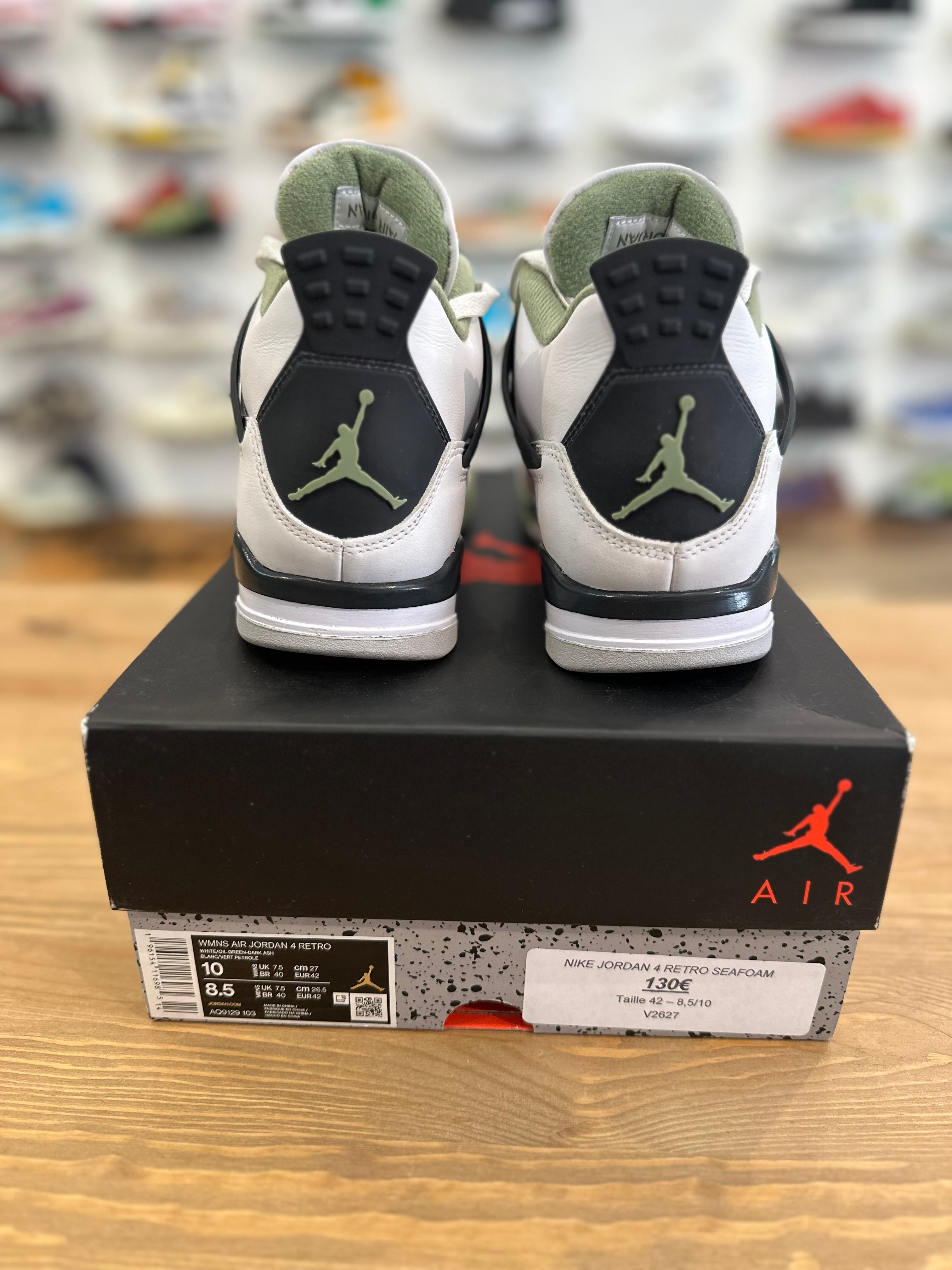 Nike Jordan 4 rétro seafoam ( taille 42 )