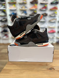Nike Jordan 4 rétro starfish ( taille 40 )