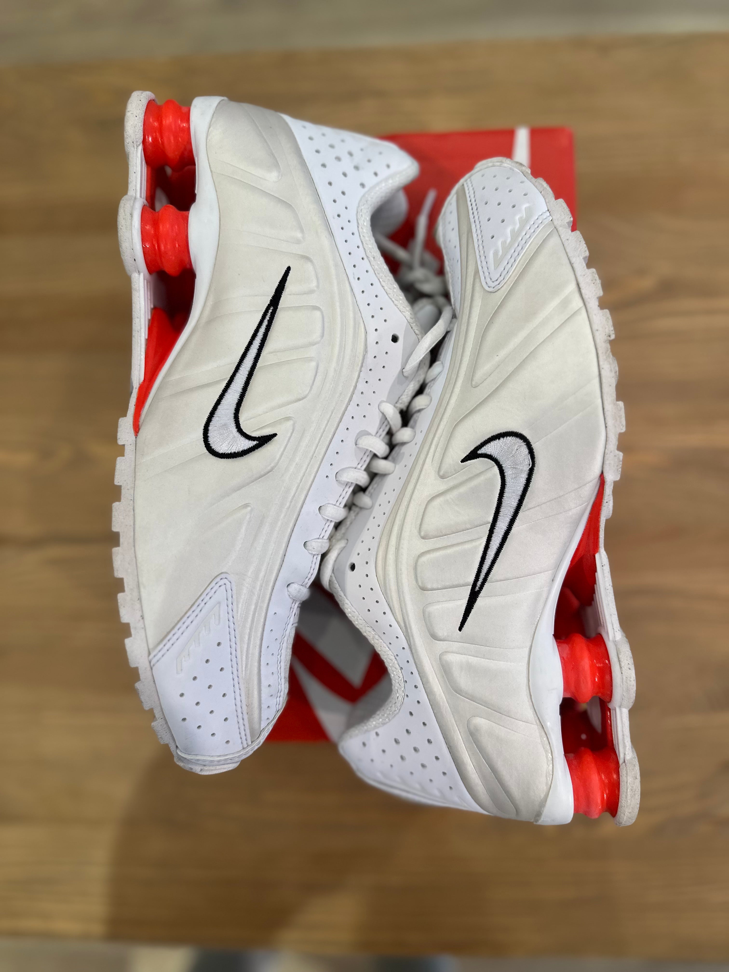 Nike shox r4 phantom picante ( taille 40,5 )