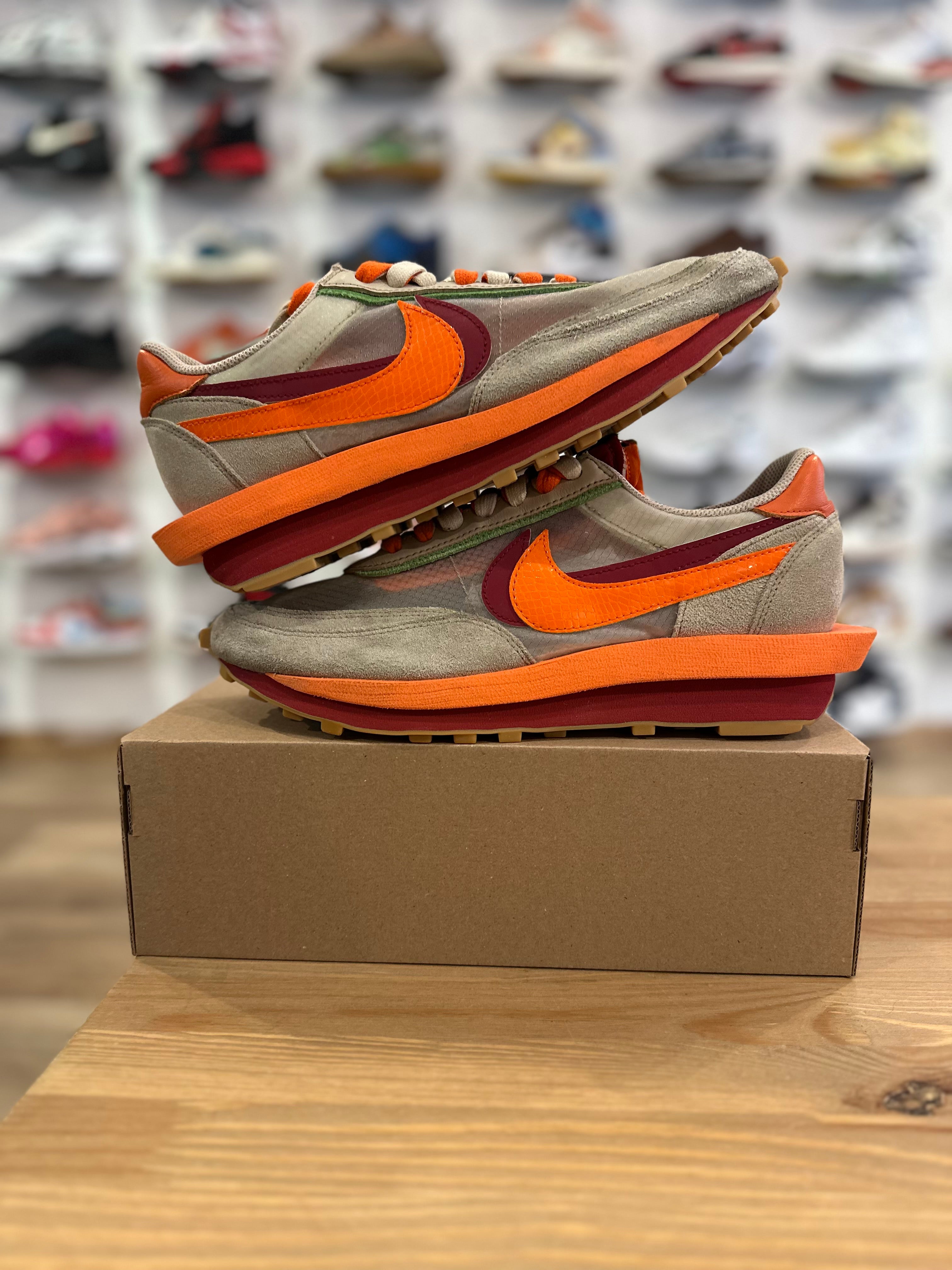 Nike ldwaffle sacai clot orange ( taille 44 )