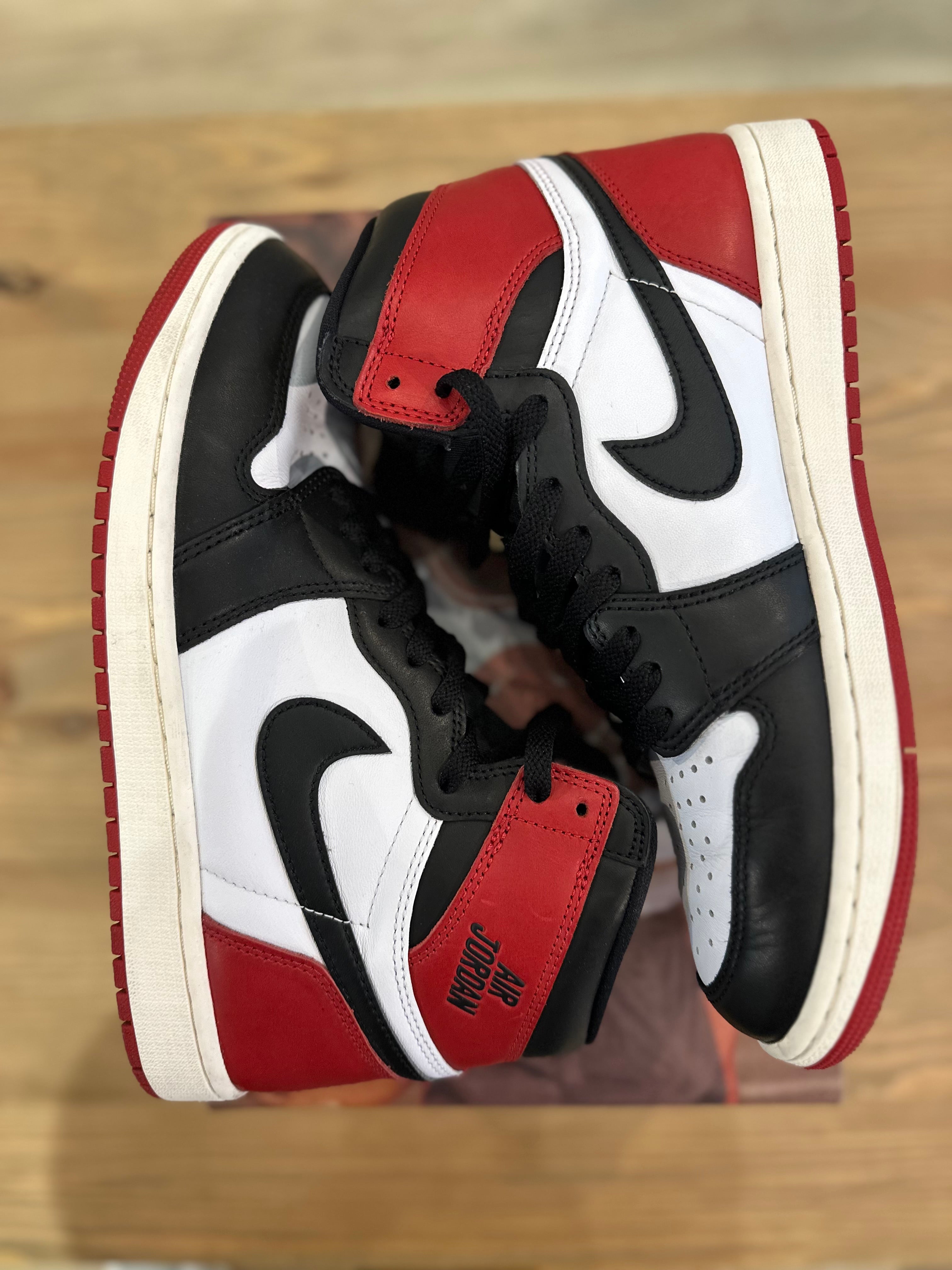 Nike Jordan 1 high bred toe ( taille 44 )