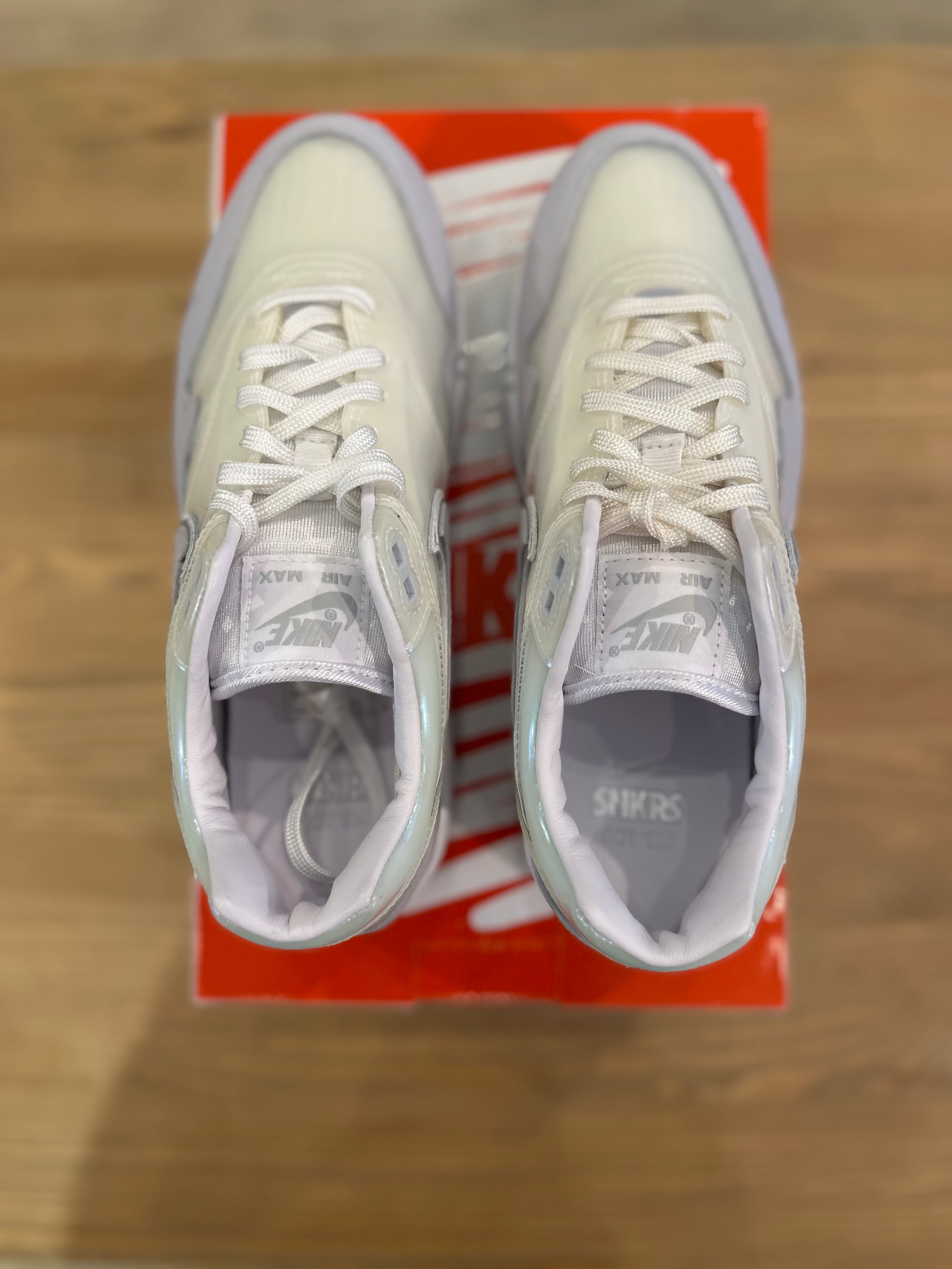 Nike air Max 1 SNKRS day ( taille 40,5 )