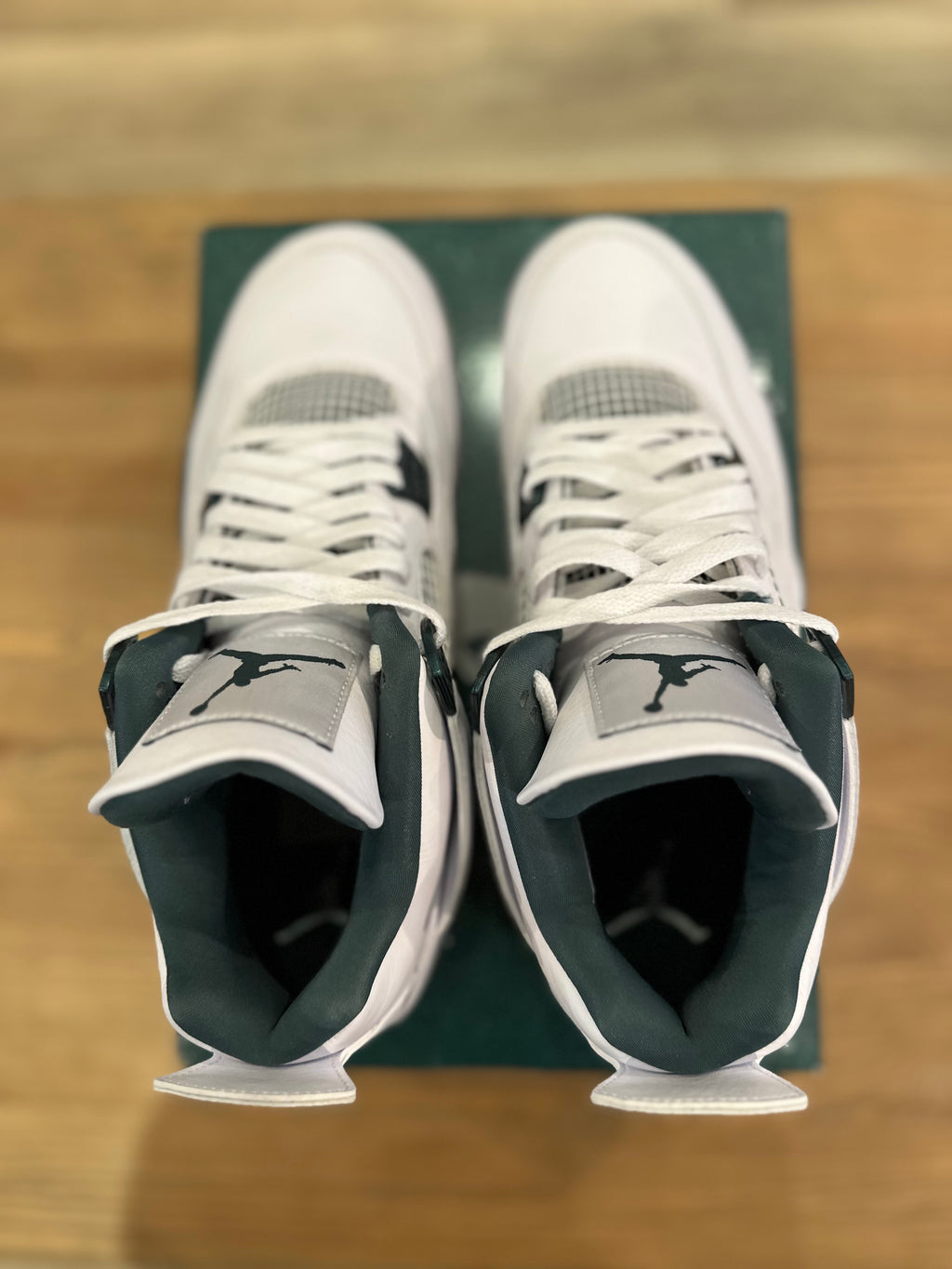 Nike Jordan 4 rétro oxidized Green ( taille 45 )