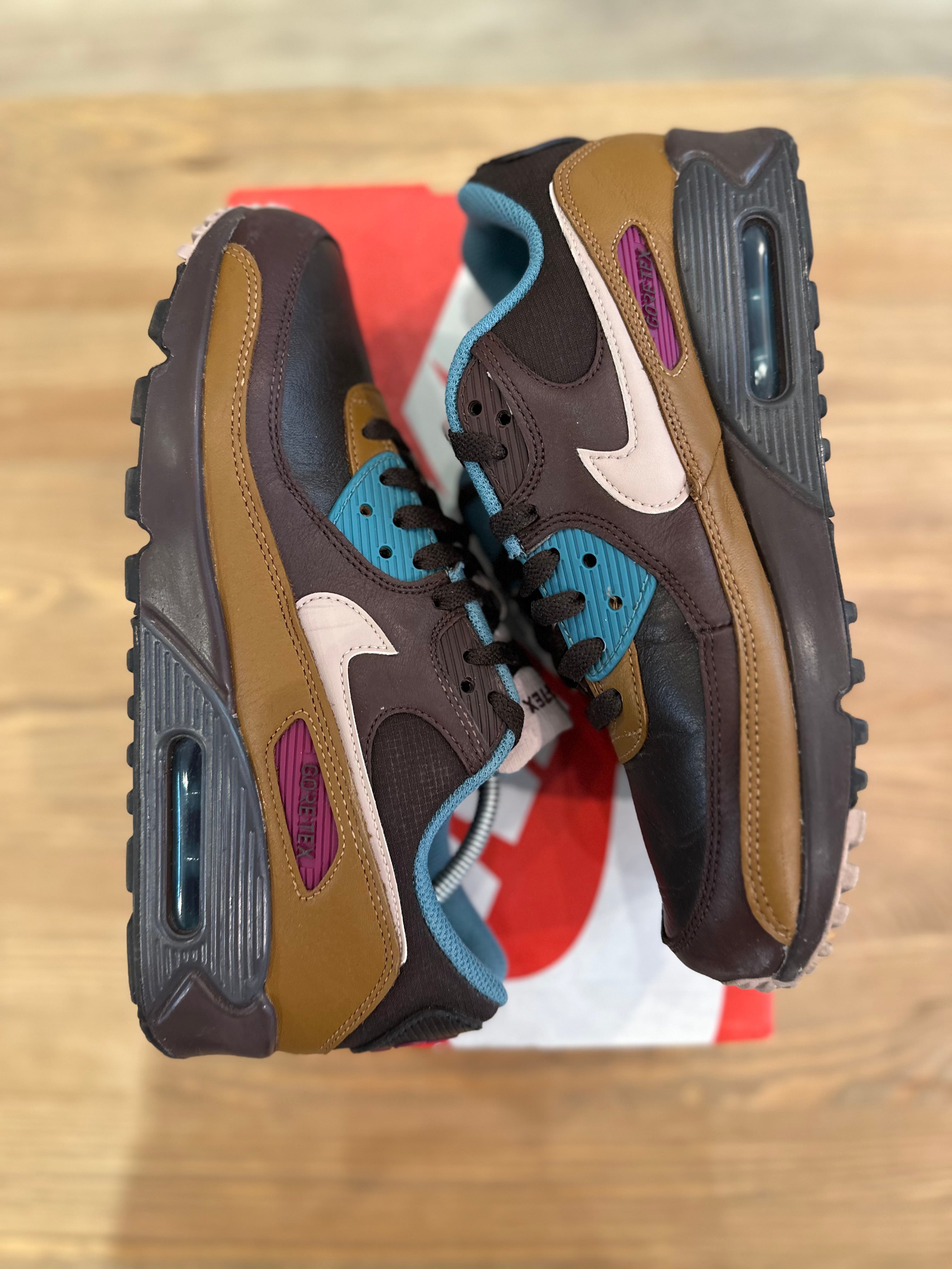 Nike air Max 90 goretex velvet Brown ( taille 41 )