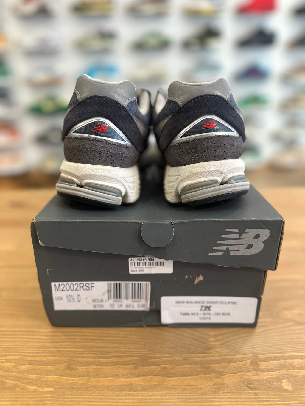 New balance 2002r eclipse ( taille 44,5 )