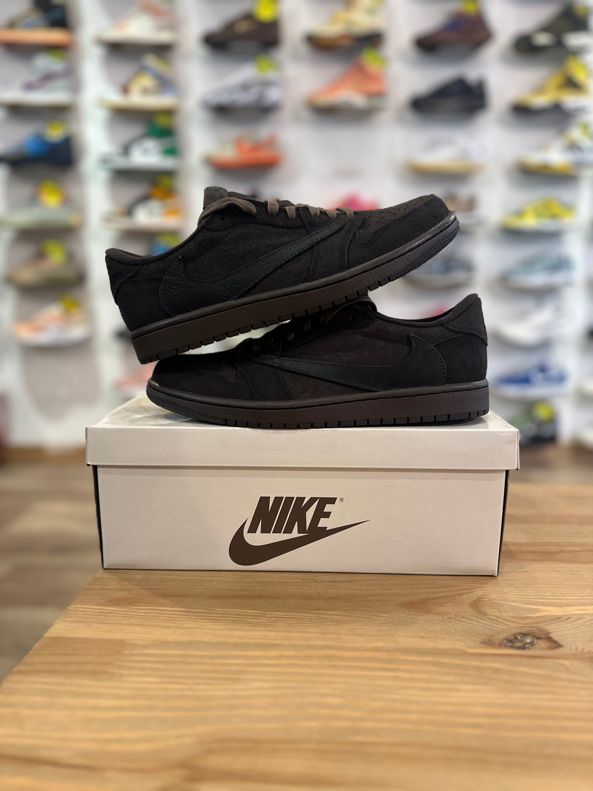 Nike Jordan 1 low Travis Scott velvet Brown ( taille 42 )