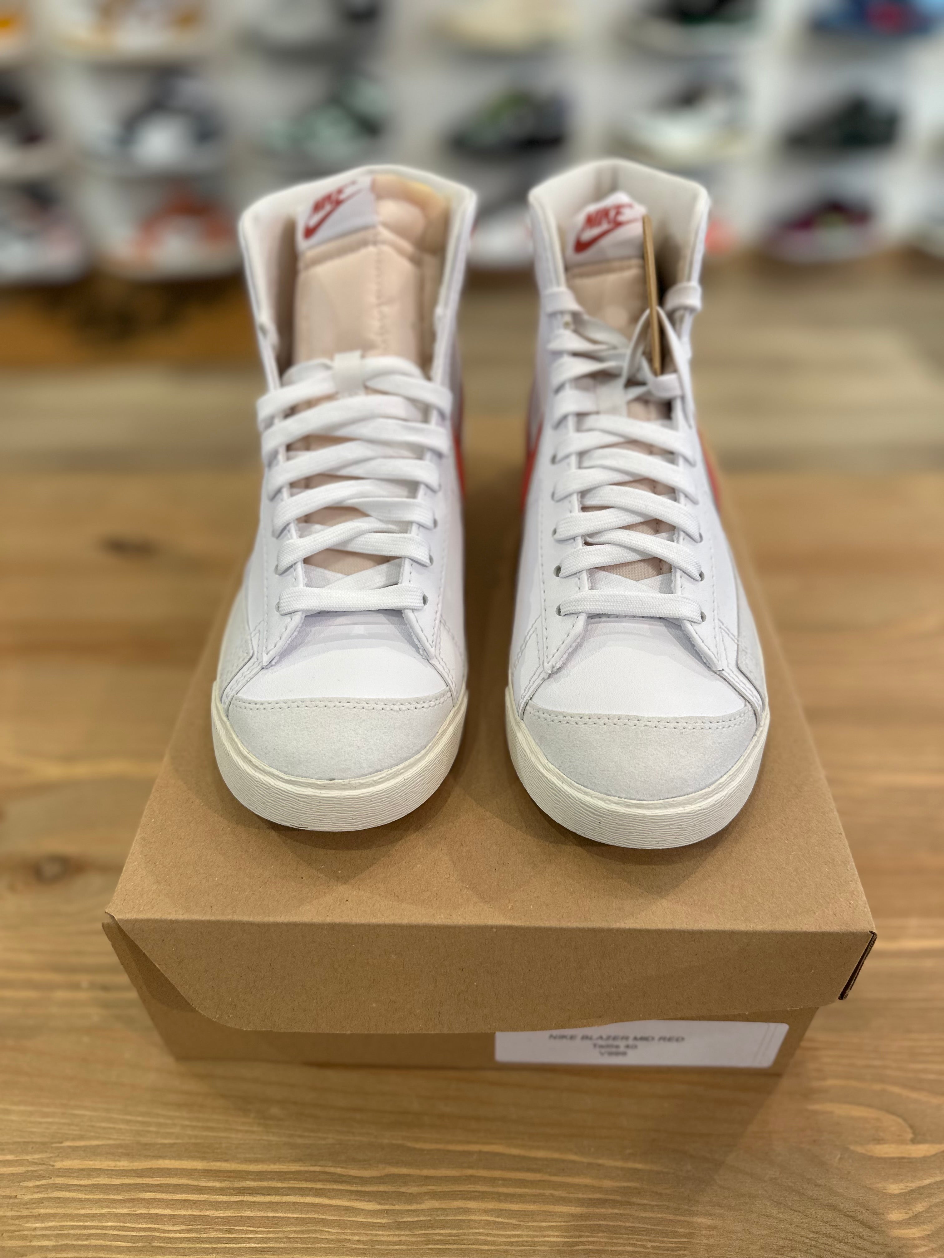 Nike blazer mid red ( taille 40 )