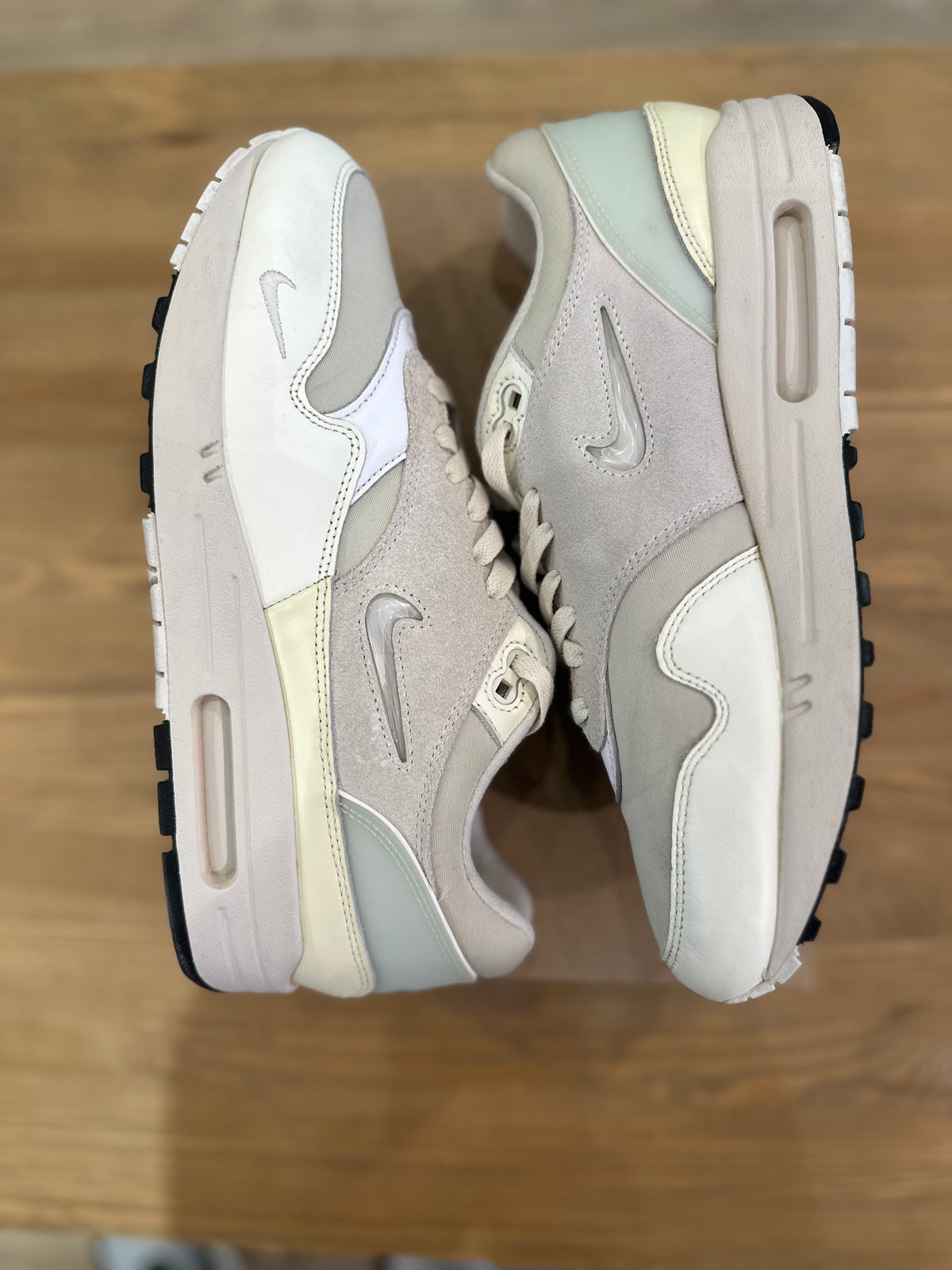 Nike air Max 1 hangul day ( taille 43 )