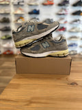 New balance 2002r protection pack mirage grey ( taille 42 )