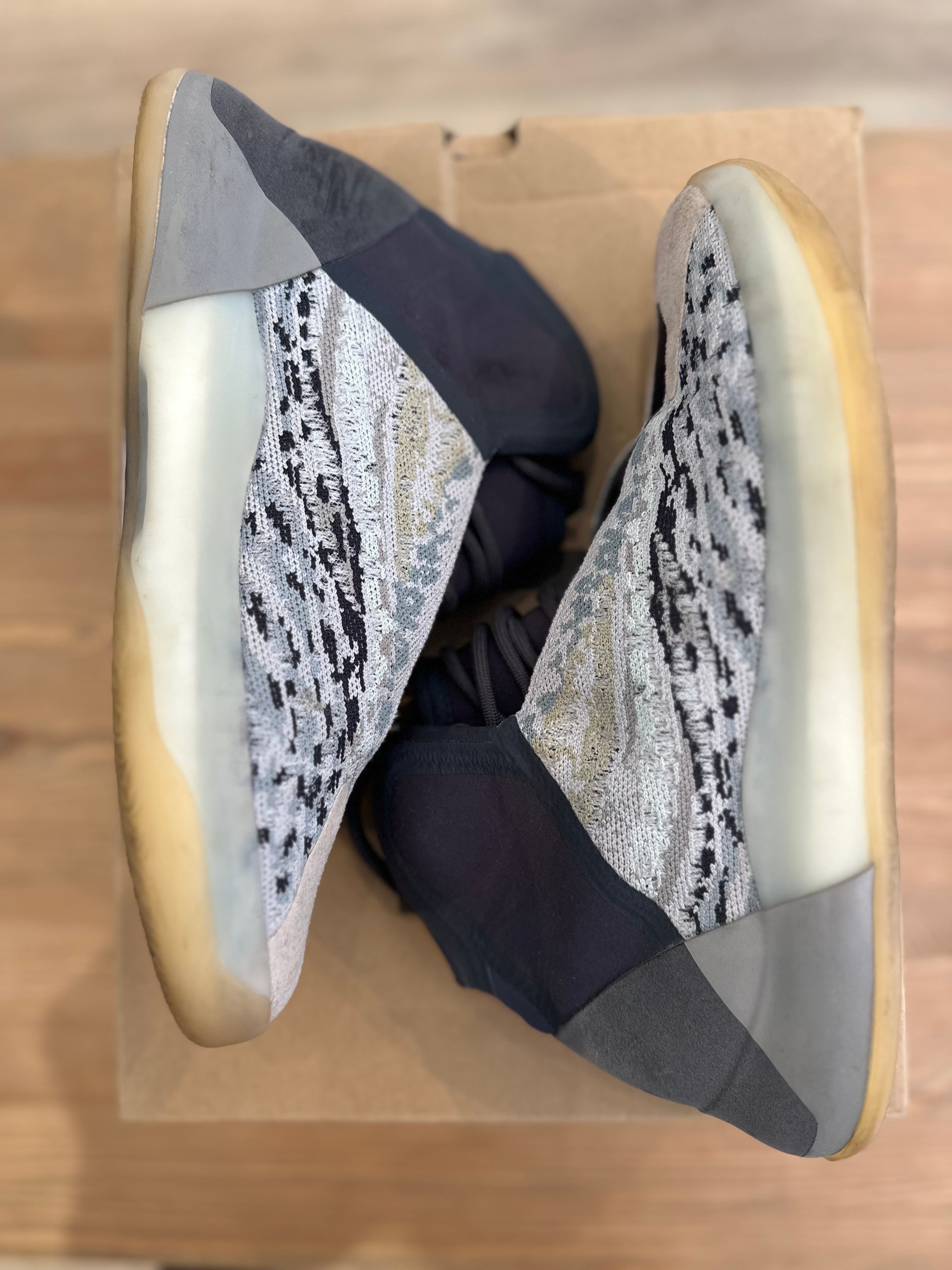 Adidas Yeezy qntm sea teal ( taille 43 1/3 )