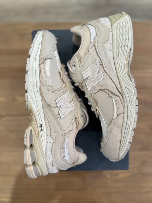 New balance 2002R protection pack sandstone turtledove ( taille 44 )