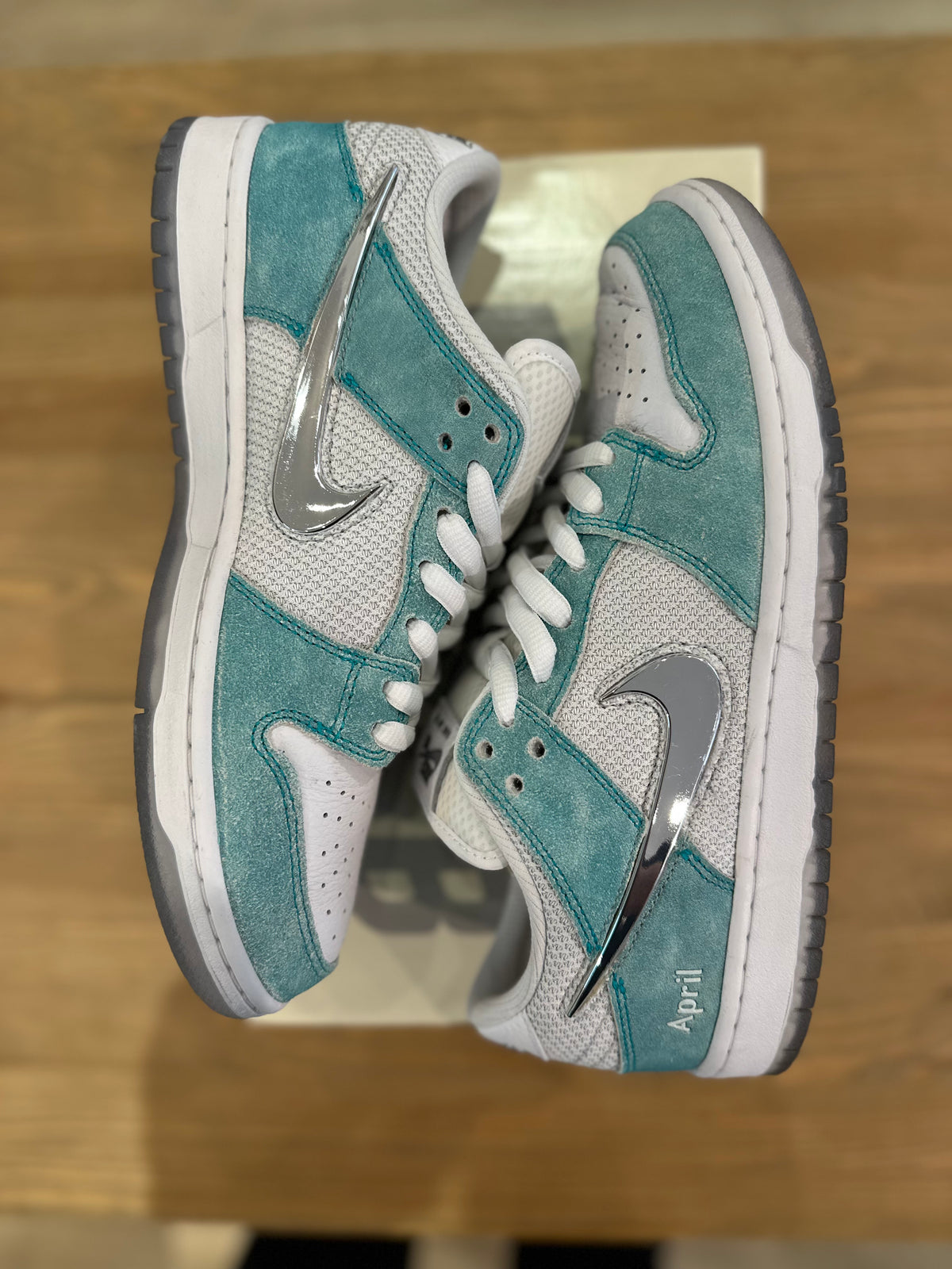 Nike sb dunk low April ( taille 42,5 )