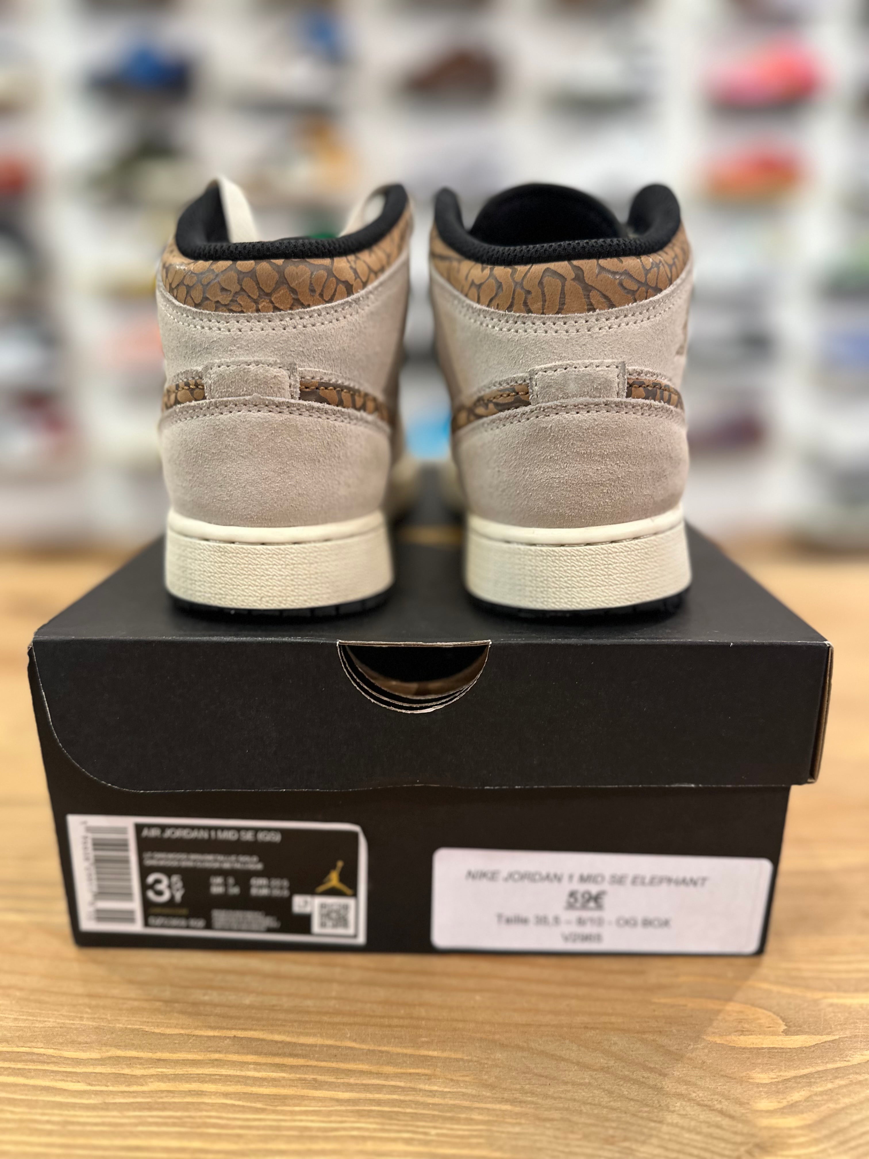 Nike Jordan 1 mid se elephant ( taille 35,5 )