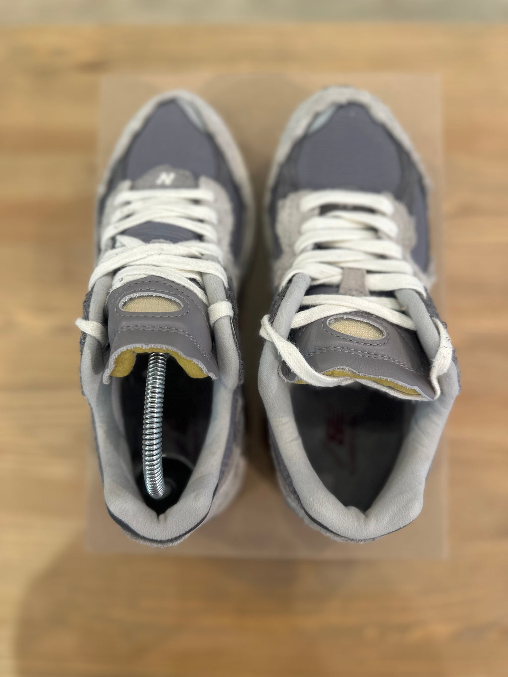 New balance 2002r protection pack rain cloud ( taille 37 )
