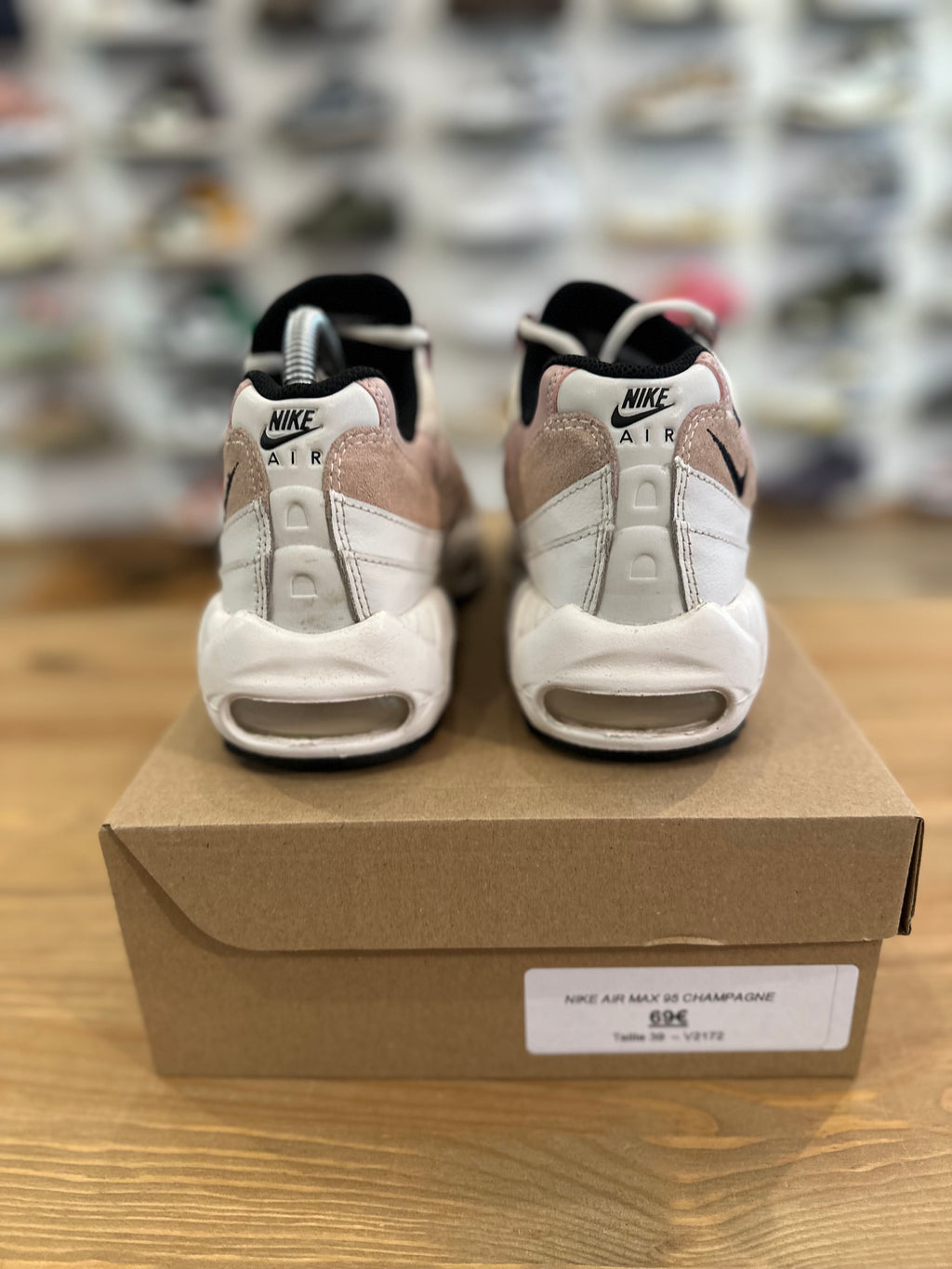 Nike air Max 95 champagne ( taille 39 )
