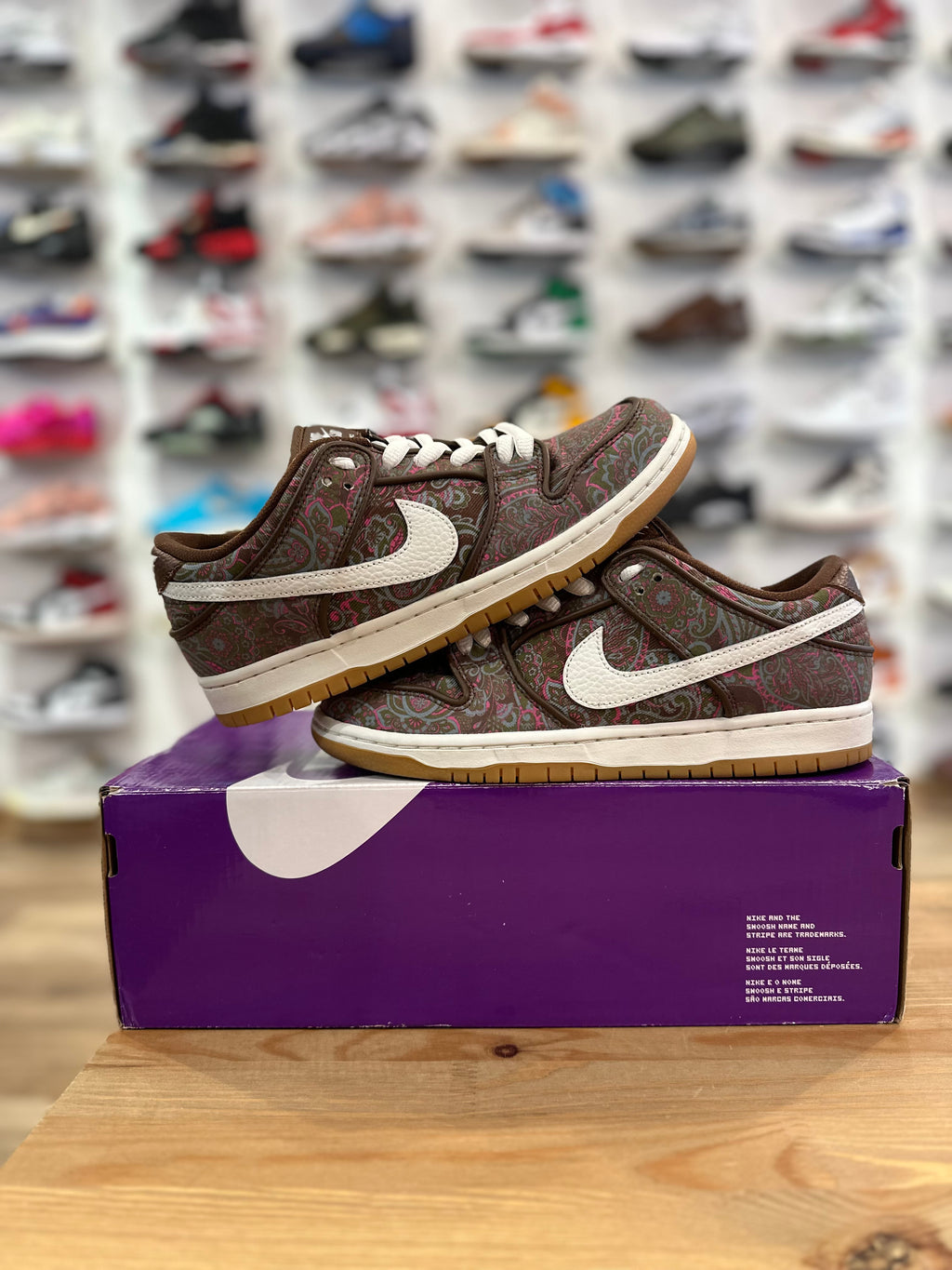 Nike sb dunk low paisley ( taille 40,5 )