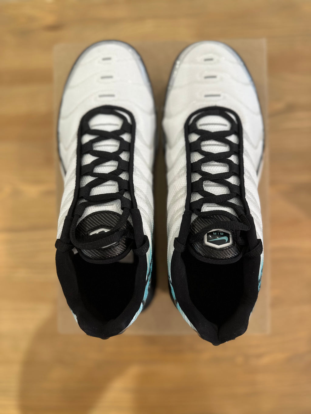 Nike air Max plus hyper blue ( taille 38,5 )