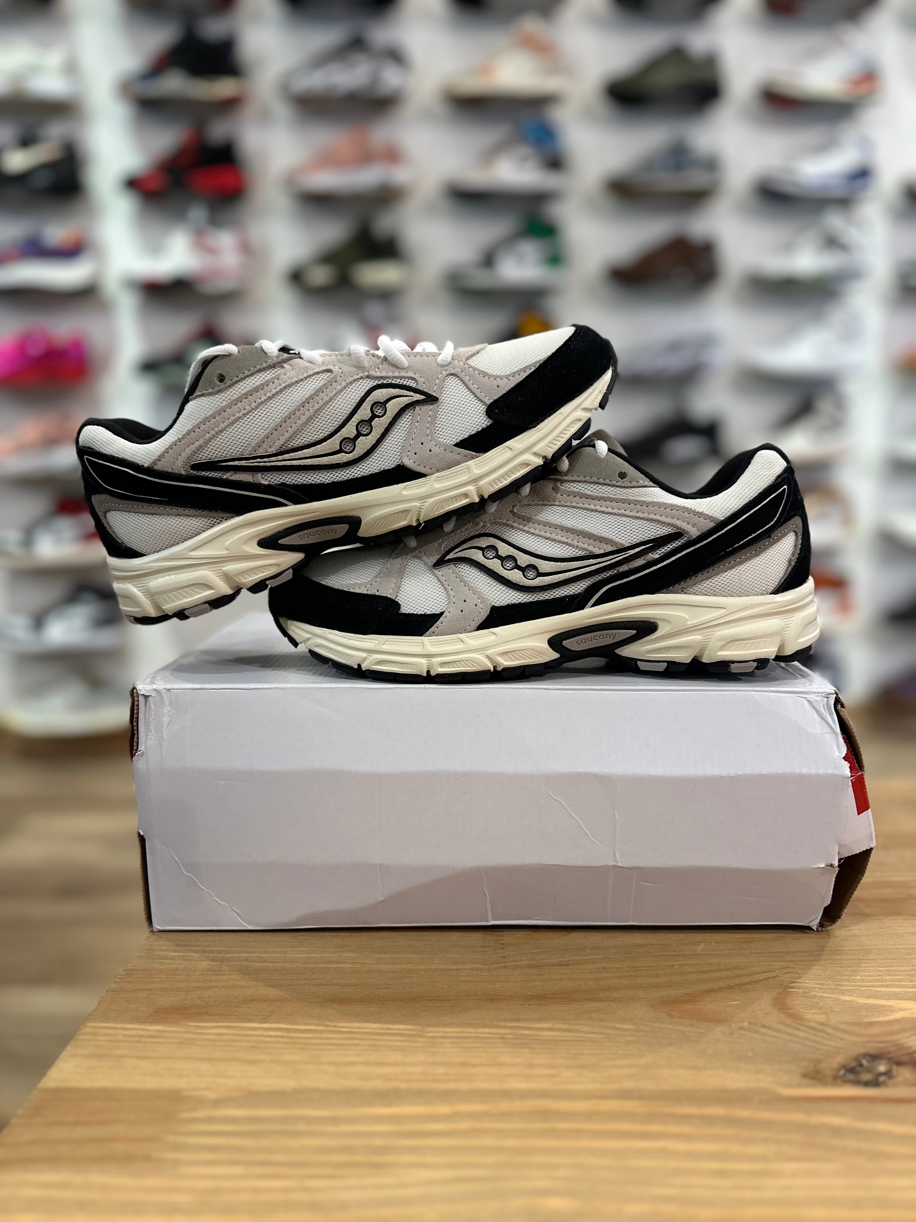 Saucony ride millenium black White ( taille 41 )
