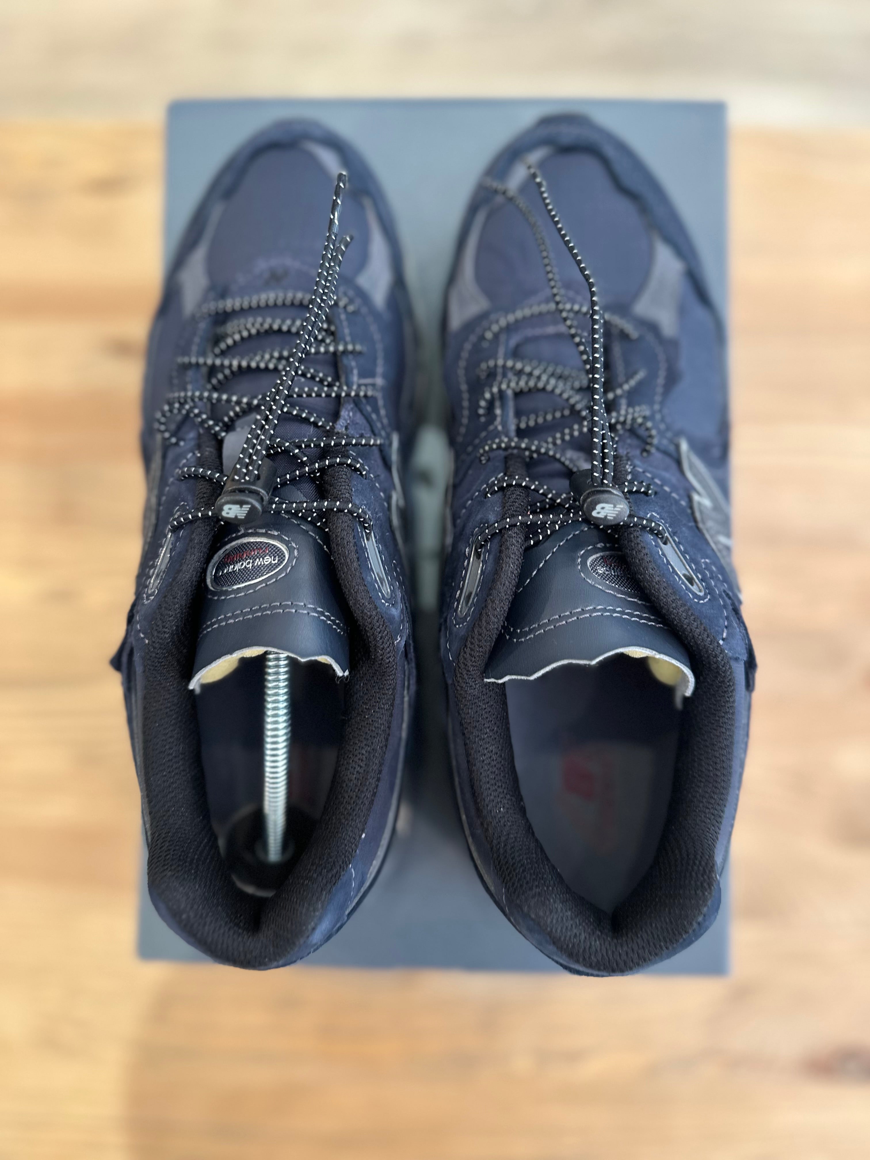 New balance 2002R protection pack éclipse ( taille 42 )