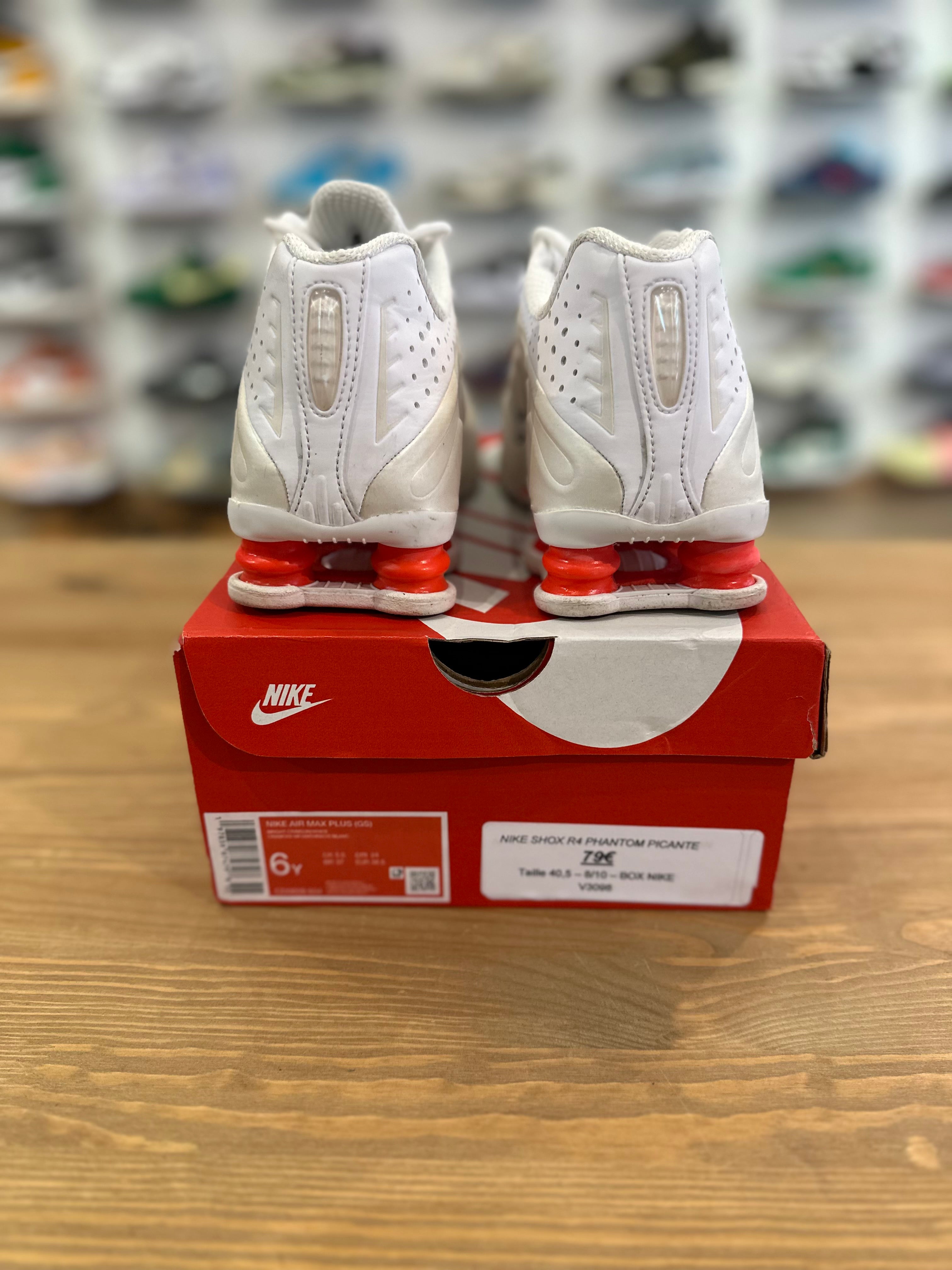 Nike shox r4 phantom picante ( taille 40,5 )