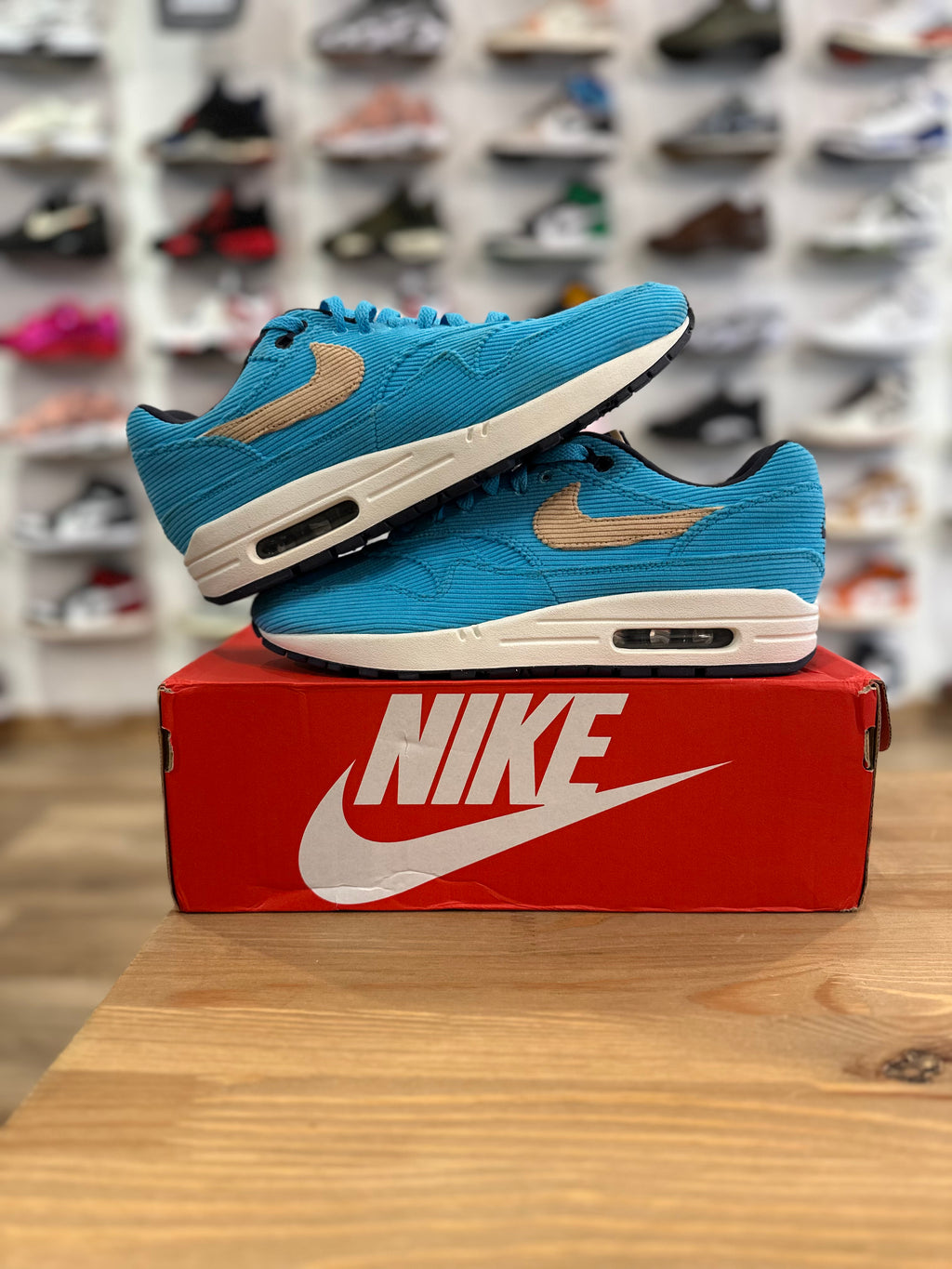 Nike air Max 1 corduroy baltic blue ( taille 42 )