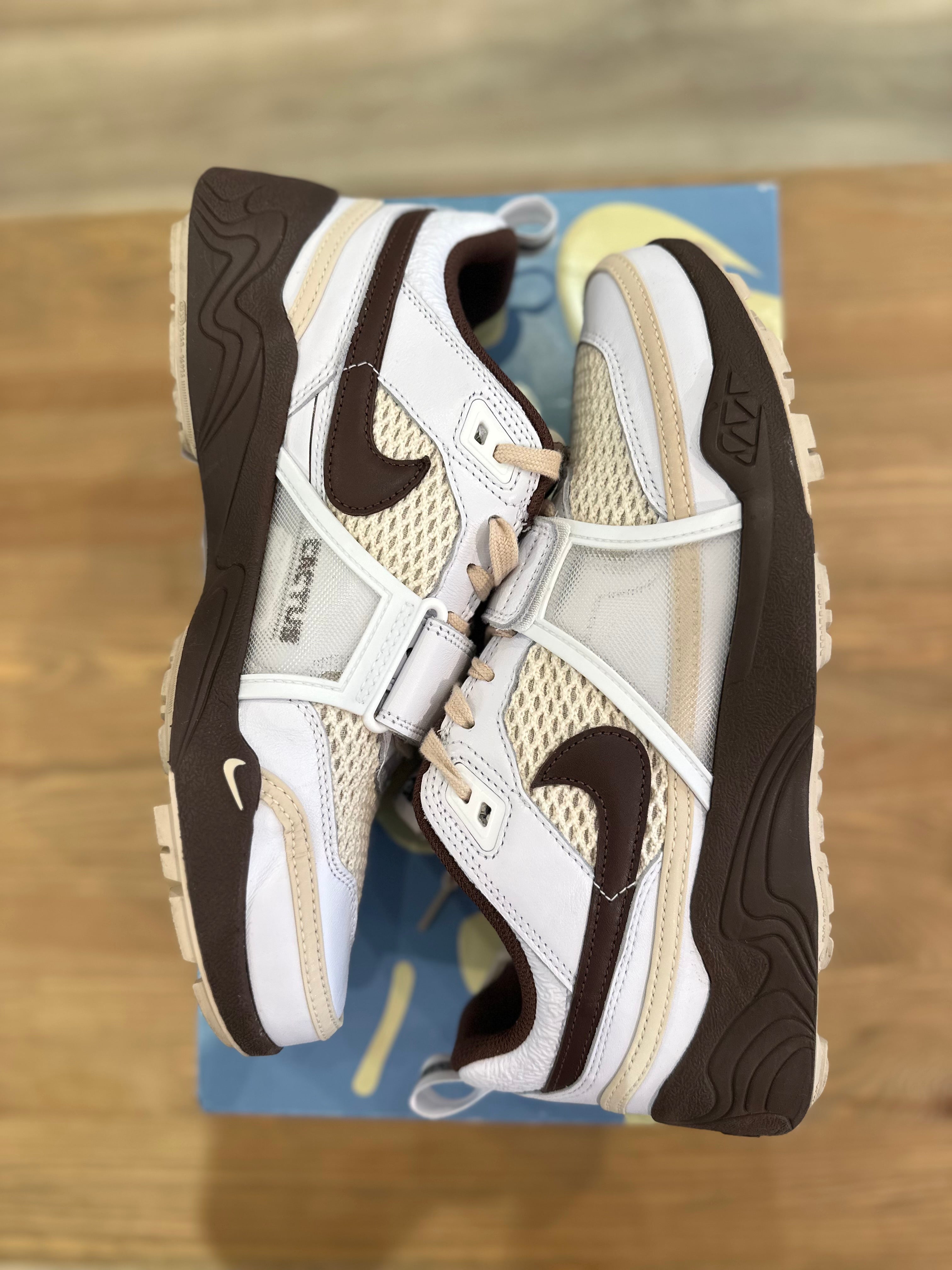 Nike zoom field jaxx Travis Scott light chocolate ( taille 44,5 )