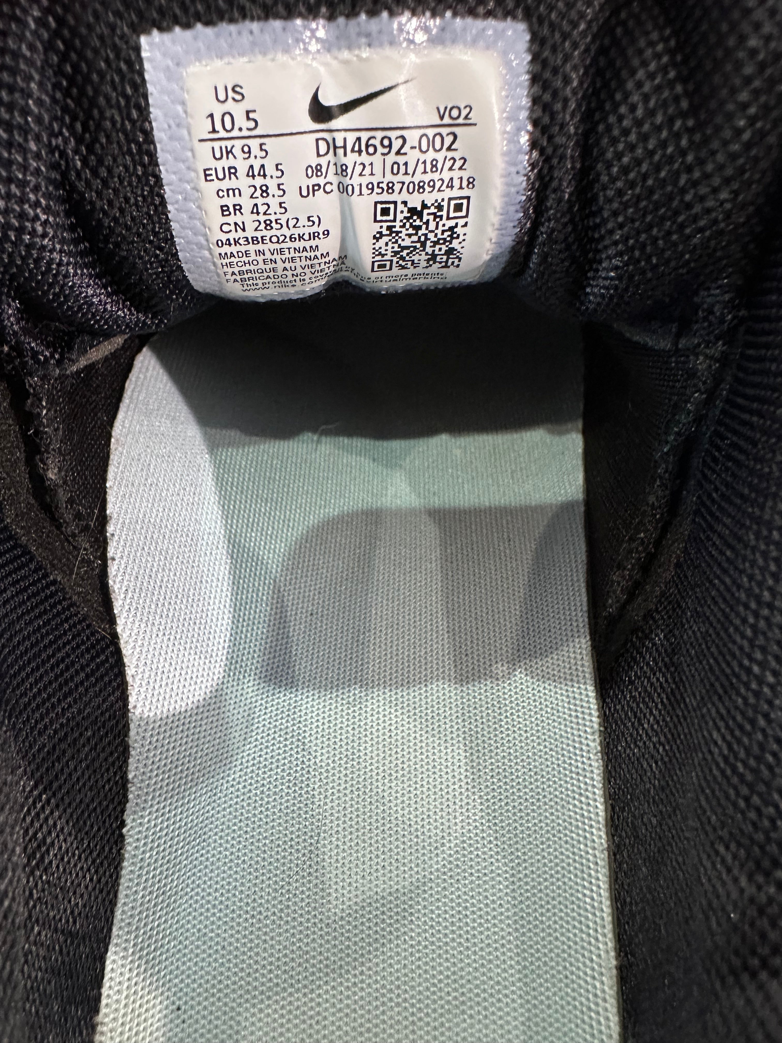 Nike hot step nocta black university gold ( taille 44,5 )