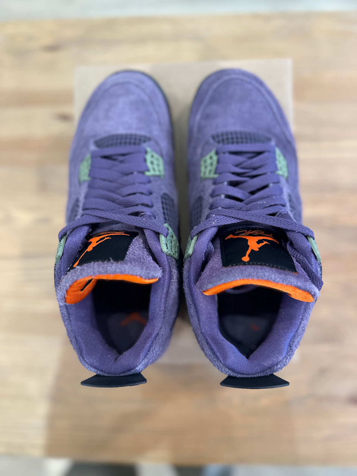 Nike Jordan 4 rétro canyon purple ( taille 41 )