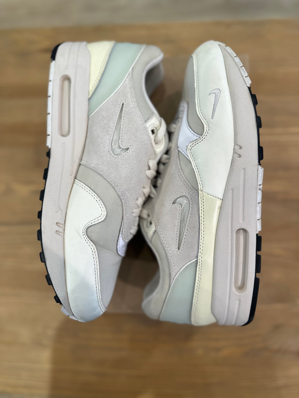 Nike air Max 1 hangul day ( taille 43 )