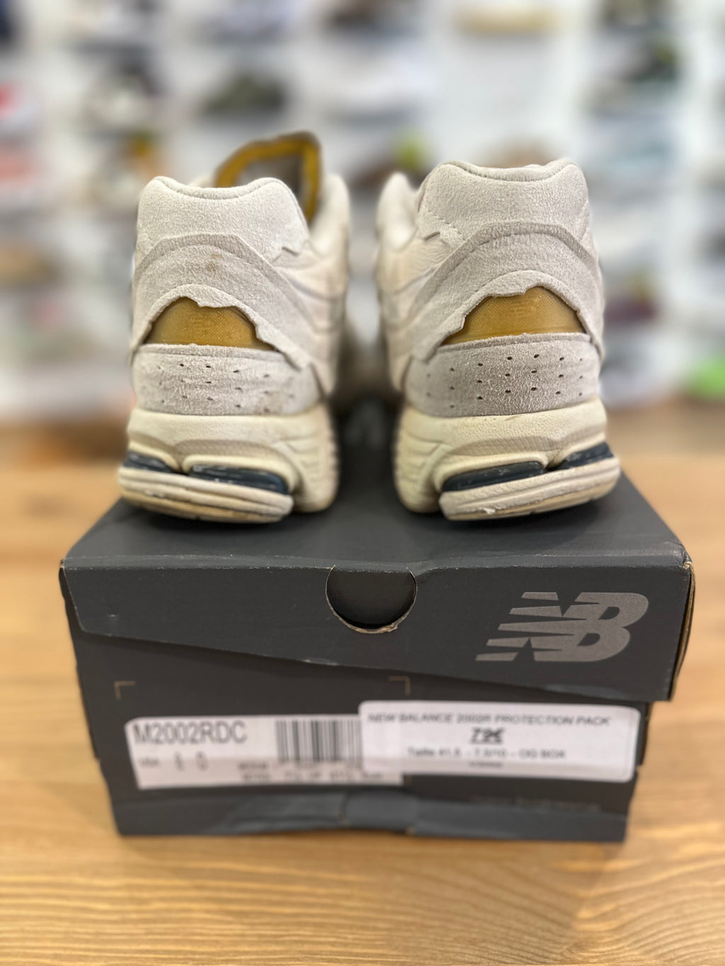 New balance 2002r protection pack sea salt ( taille 41,5 )