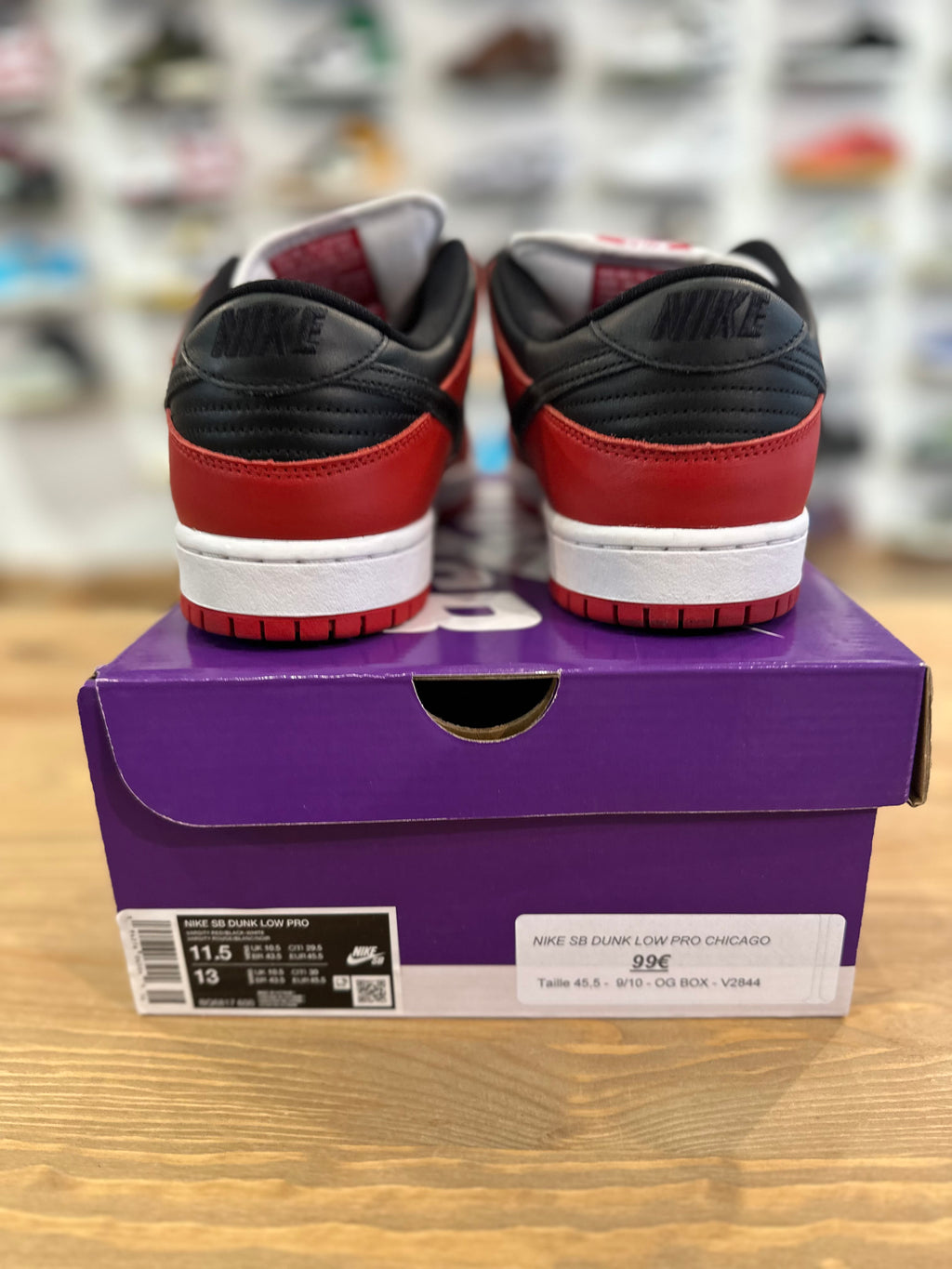 Nike sb dunk low pro Chicago ( taille 45,5 )