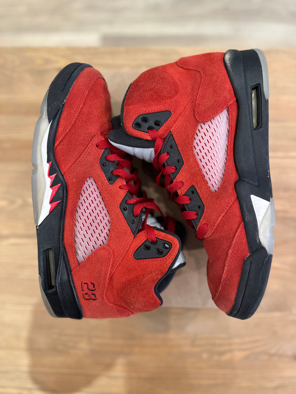 Nike Jordan 5 rétro racing bull ( taille 43 )