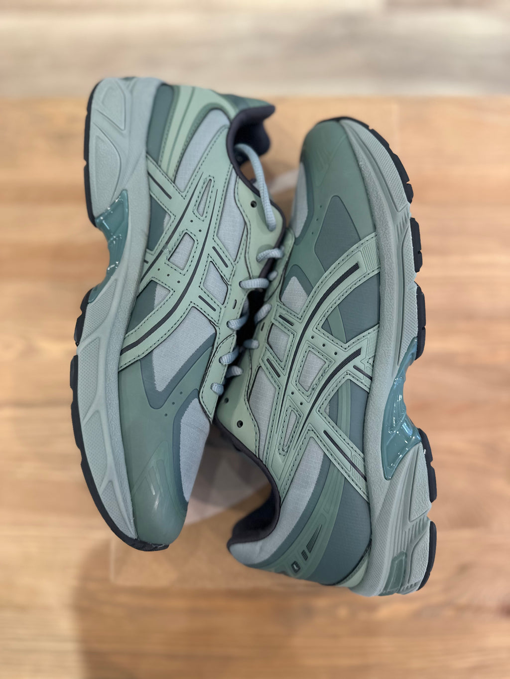Asics gel 1130 slate grey ( taille 44 )