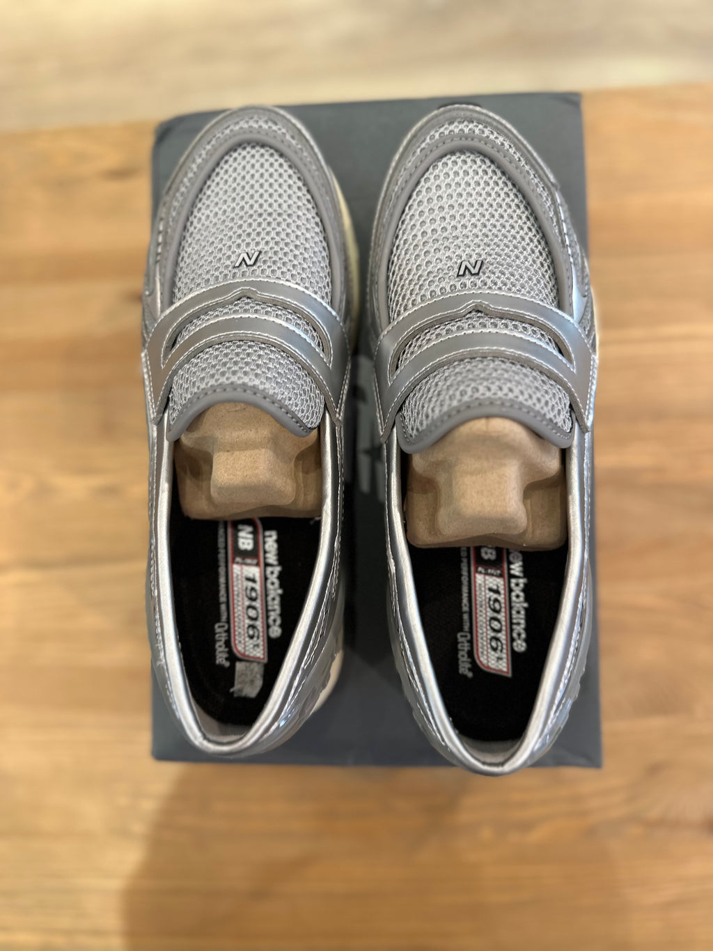 New balance 1906 loaefer metallic ( taille 44 )