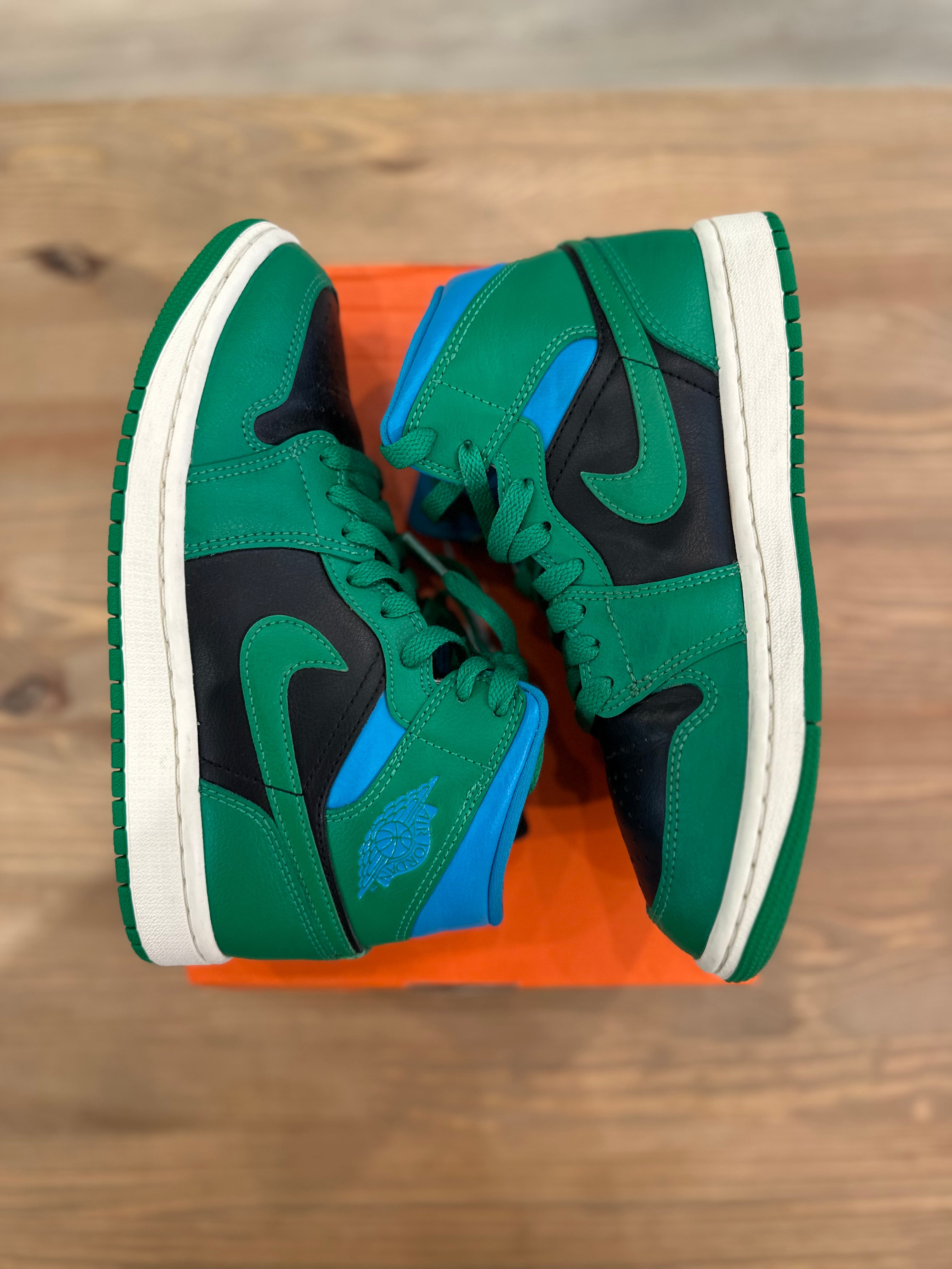 Nike Jordan 1 mid lucky Green