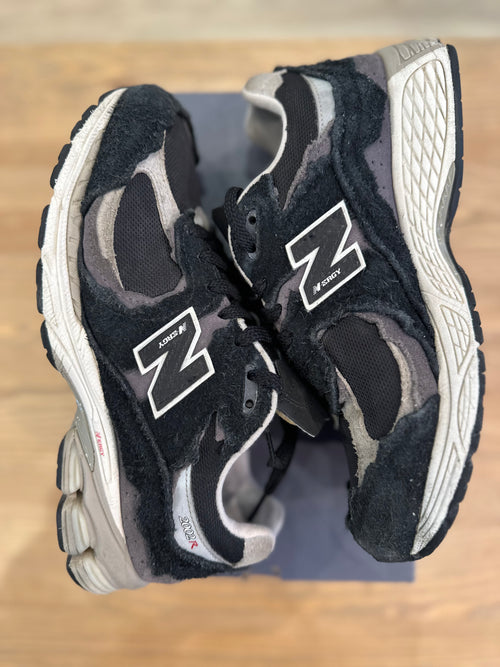 New balance 2002r protection pack black grey ( taille 40 )