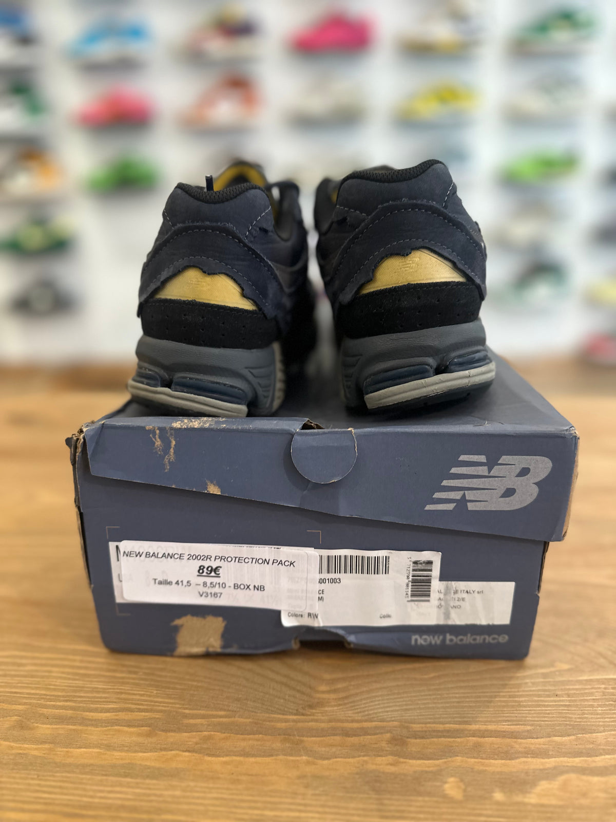 New balance 2002r protection pack éclipse ( taille 41,5 )