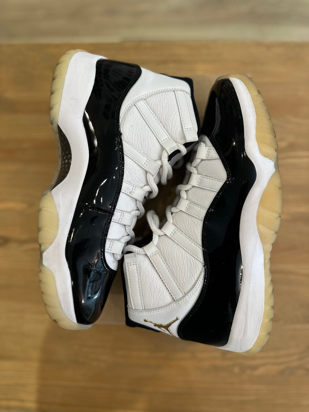 Nike Jordan 11 rétro gratitude ( taille 42,5 )