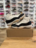 Nike Jordan 11 neapolitan ( taille 39 )