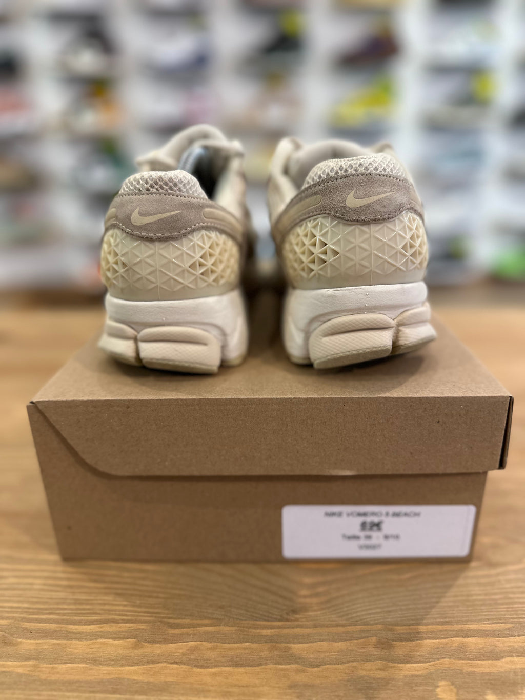 Nike vomero 5 beach ( taille 39 )