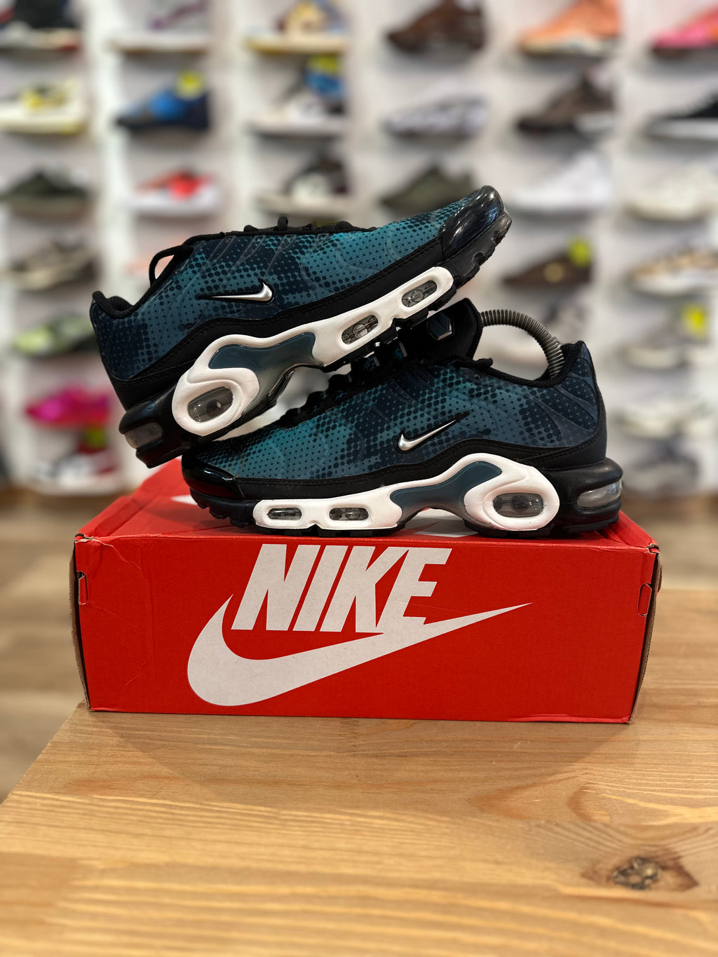 Nike air Max plus dot patern ( taille 39 )
