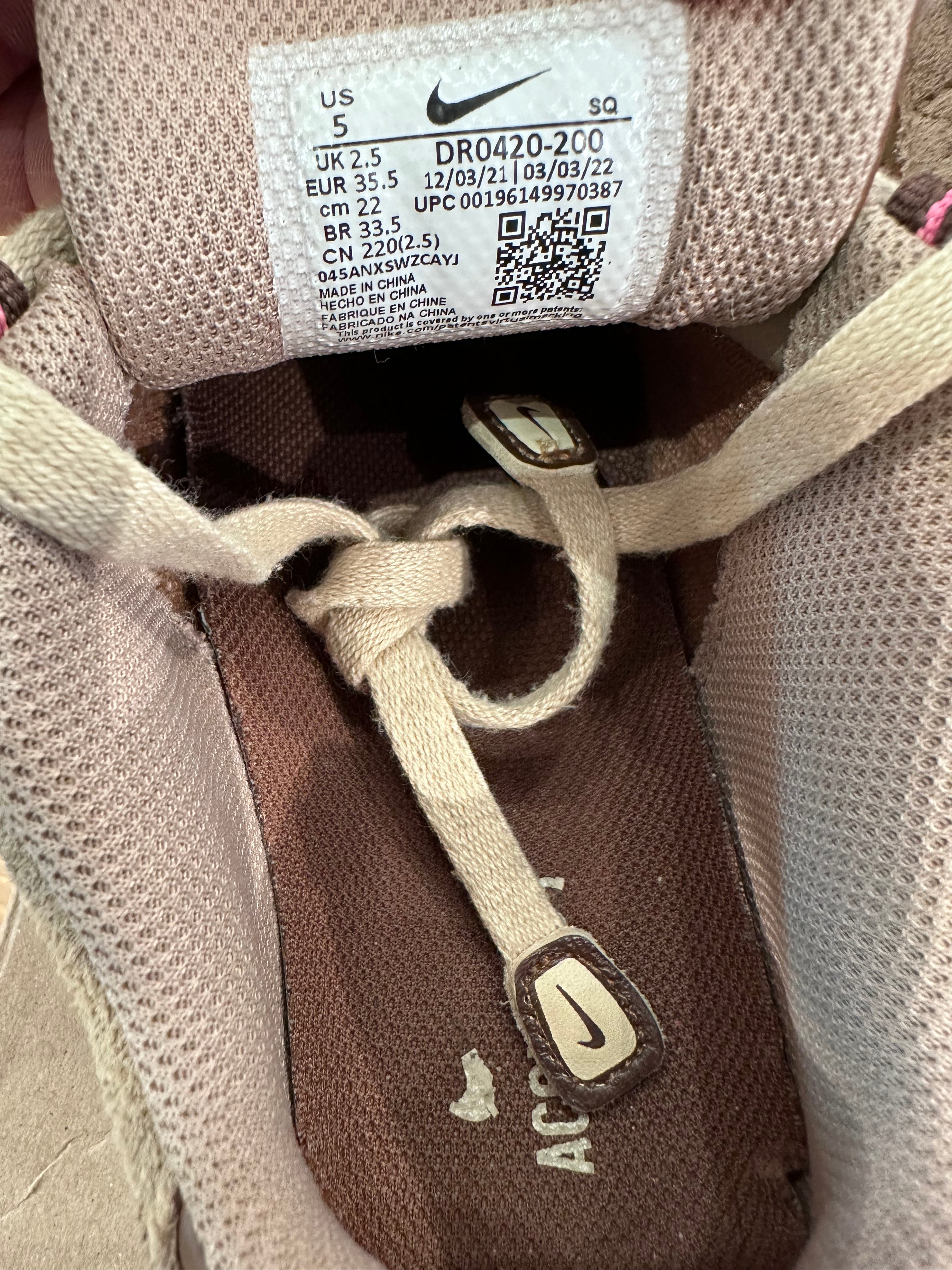 Nike air humara jacquemus Brown